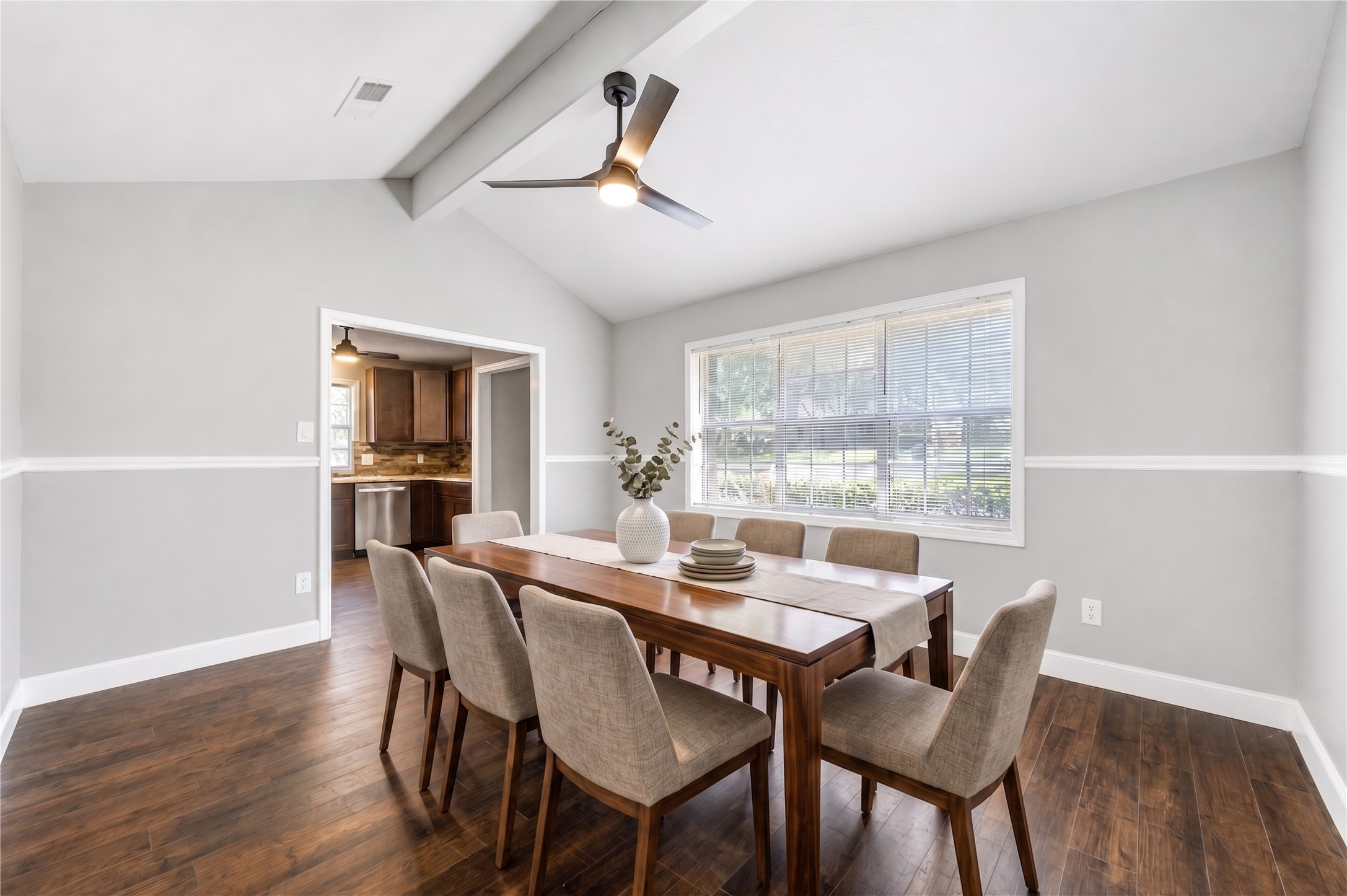Dining Room AI Staging