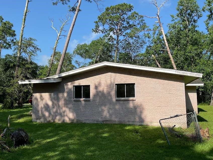 3515 Elm Drive, Dickinson, TX 77539