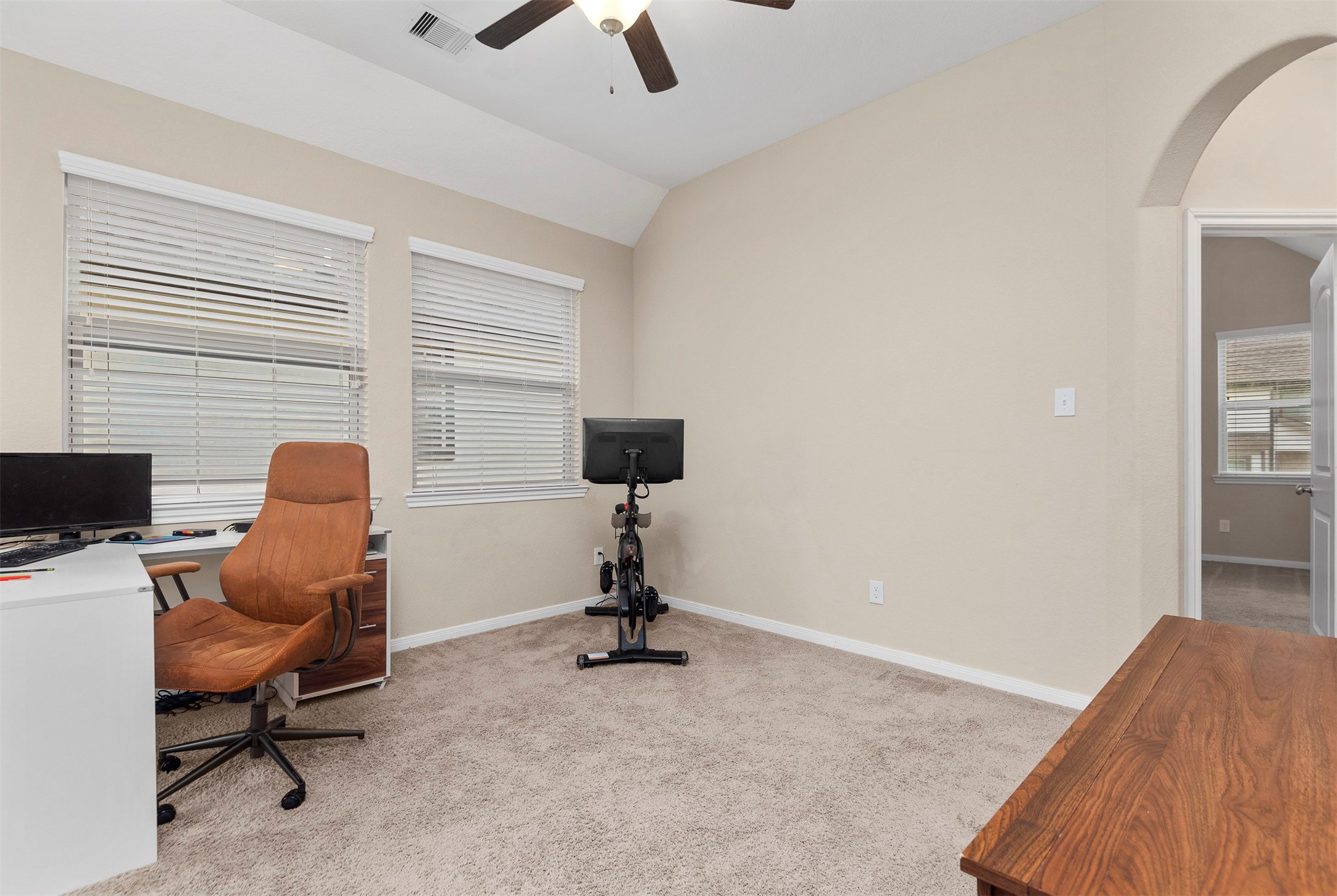 335 Biltmore Loop, Montgomery, TX 77316