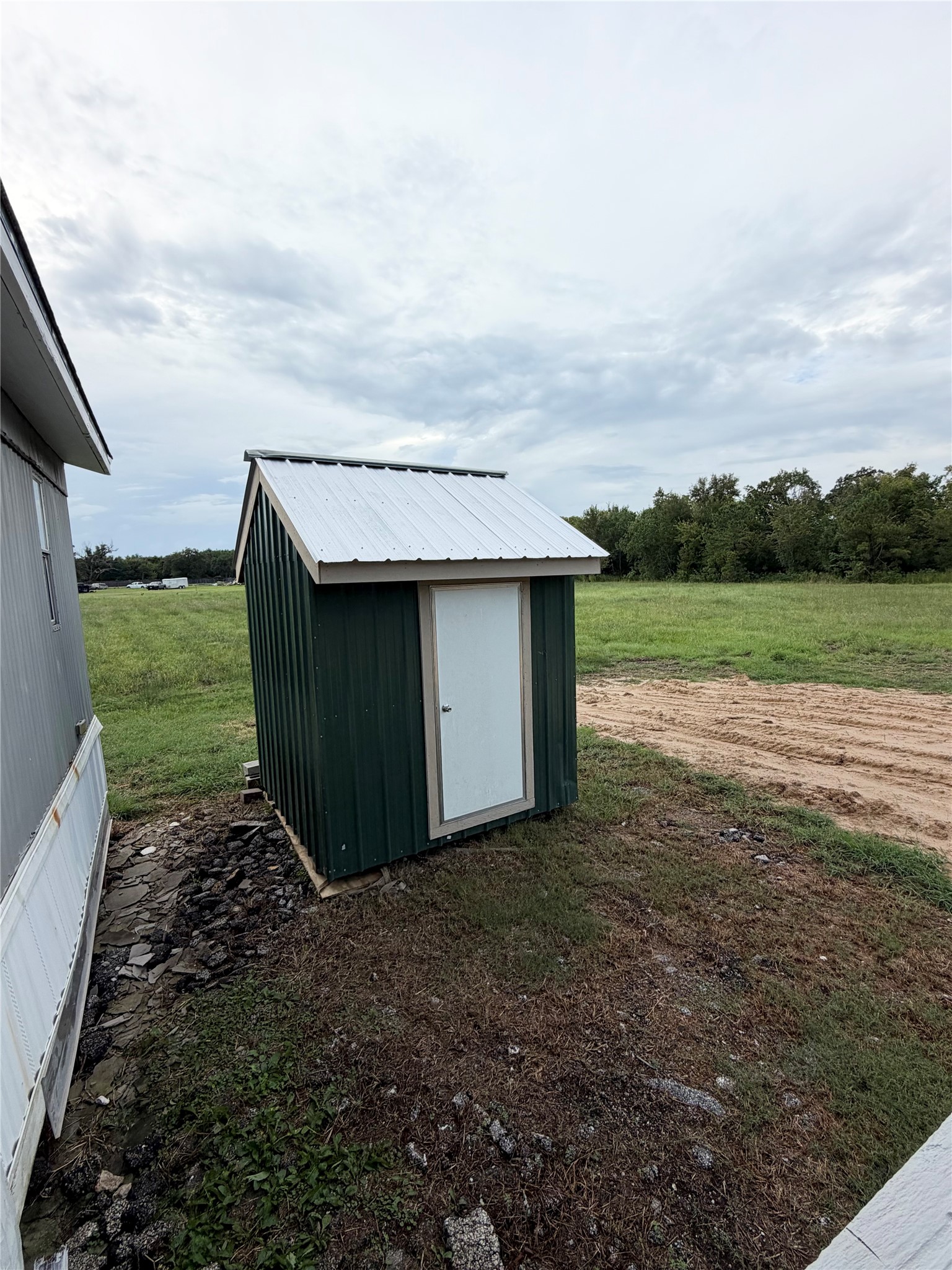 5323 N Redell Road, Baytown, TX 77521