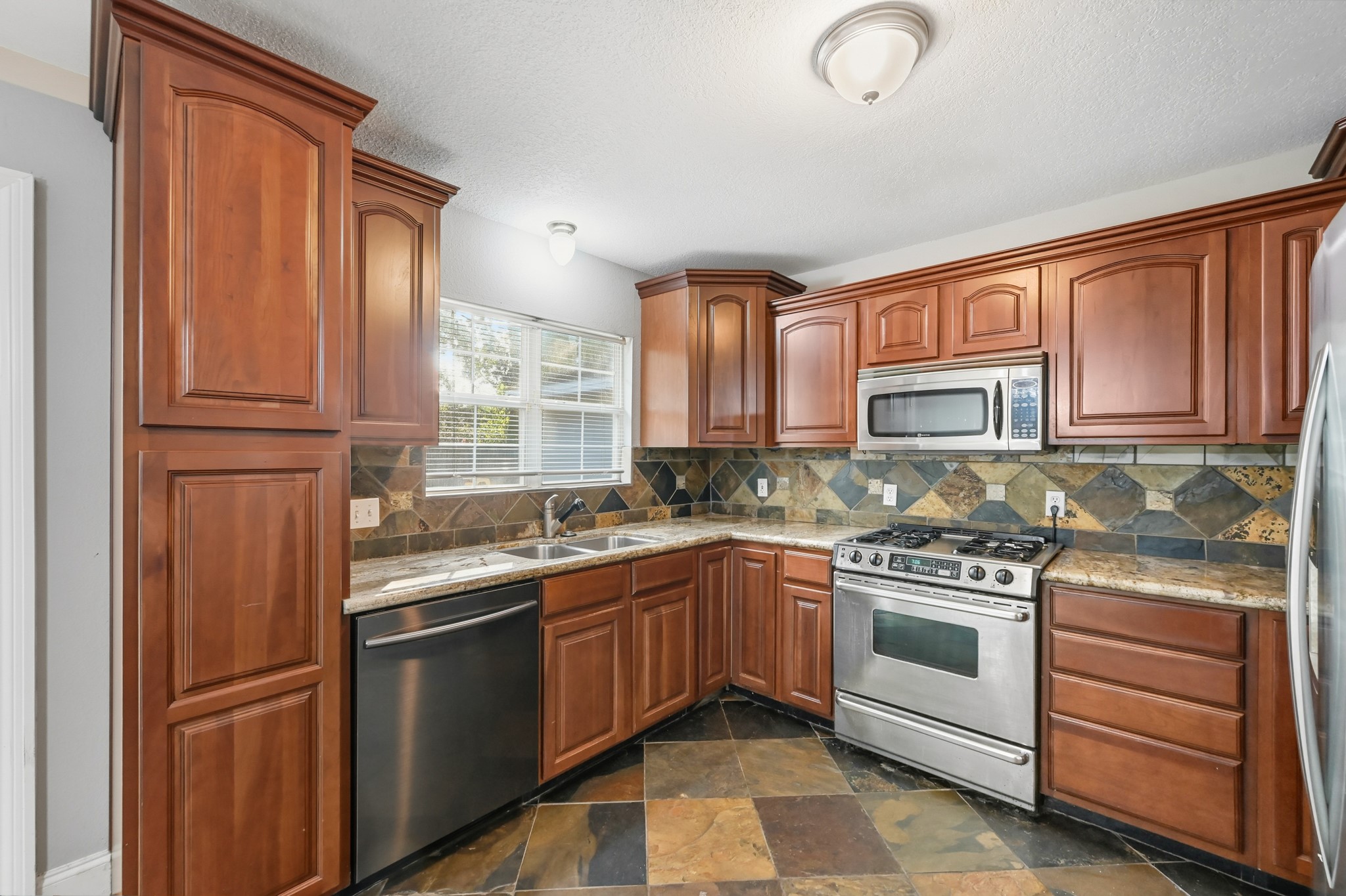 5314 Angelo Street, Houston, TX 77009