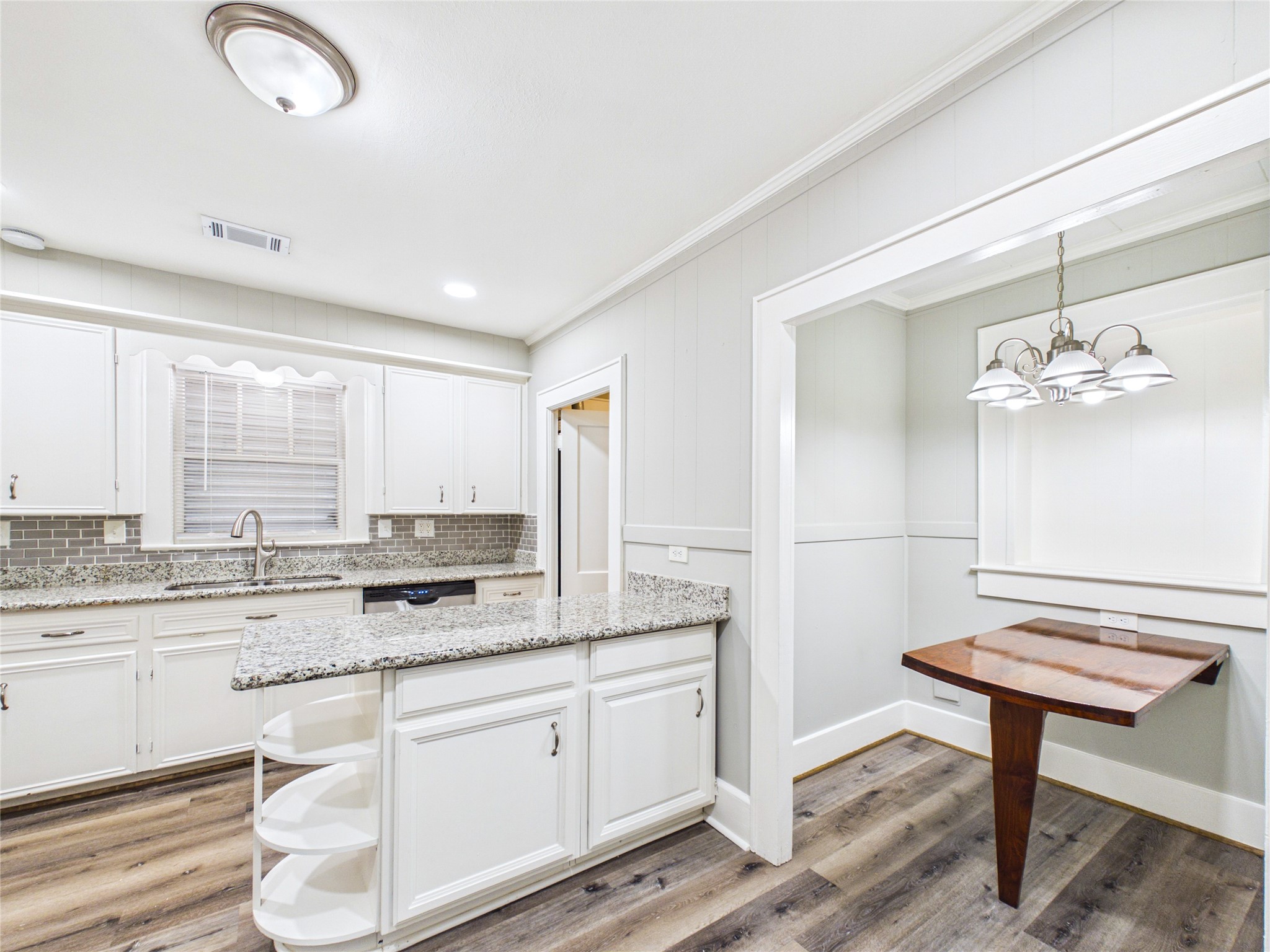 917 Laurel Street, La Marque, TX 77568
