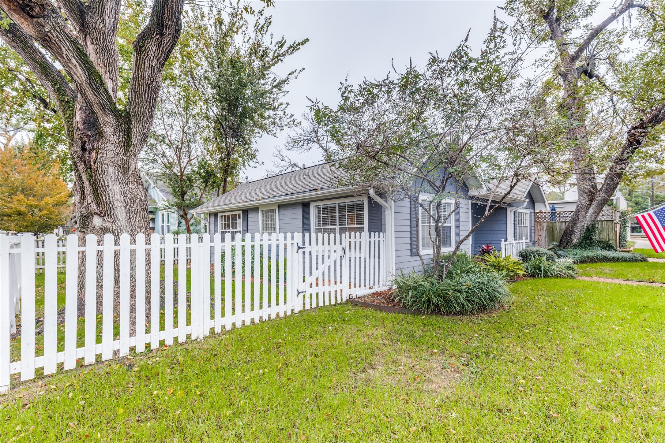 4035 Oak Ridge Street, Houston, TX 77009