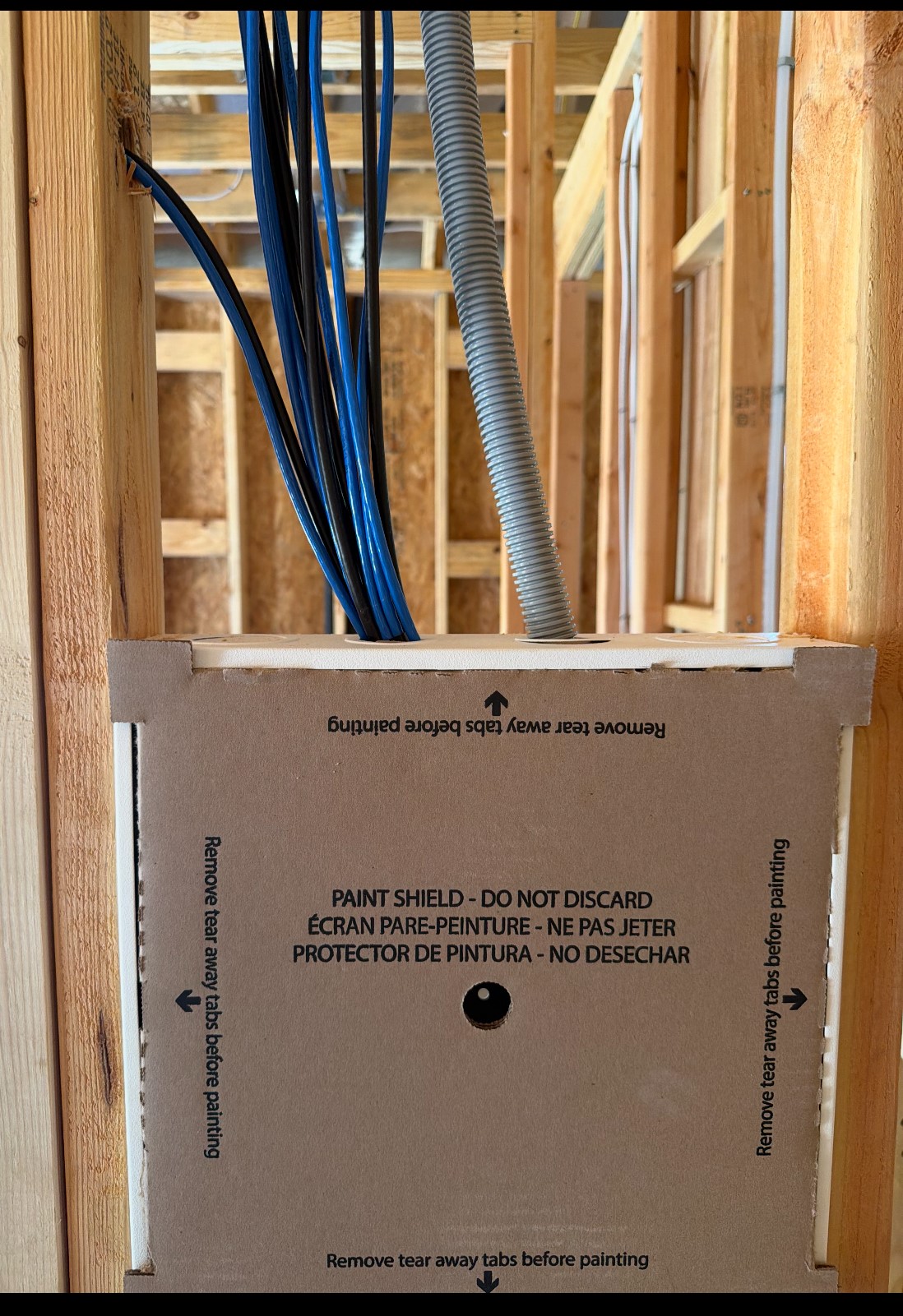 Wired for Cable TV, Optical fiber and phone, Living area-wired high definition Wired for Cable TV, Optical fiber and phone, Living area-wired high definition