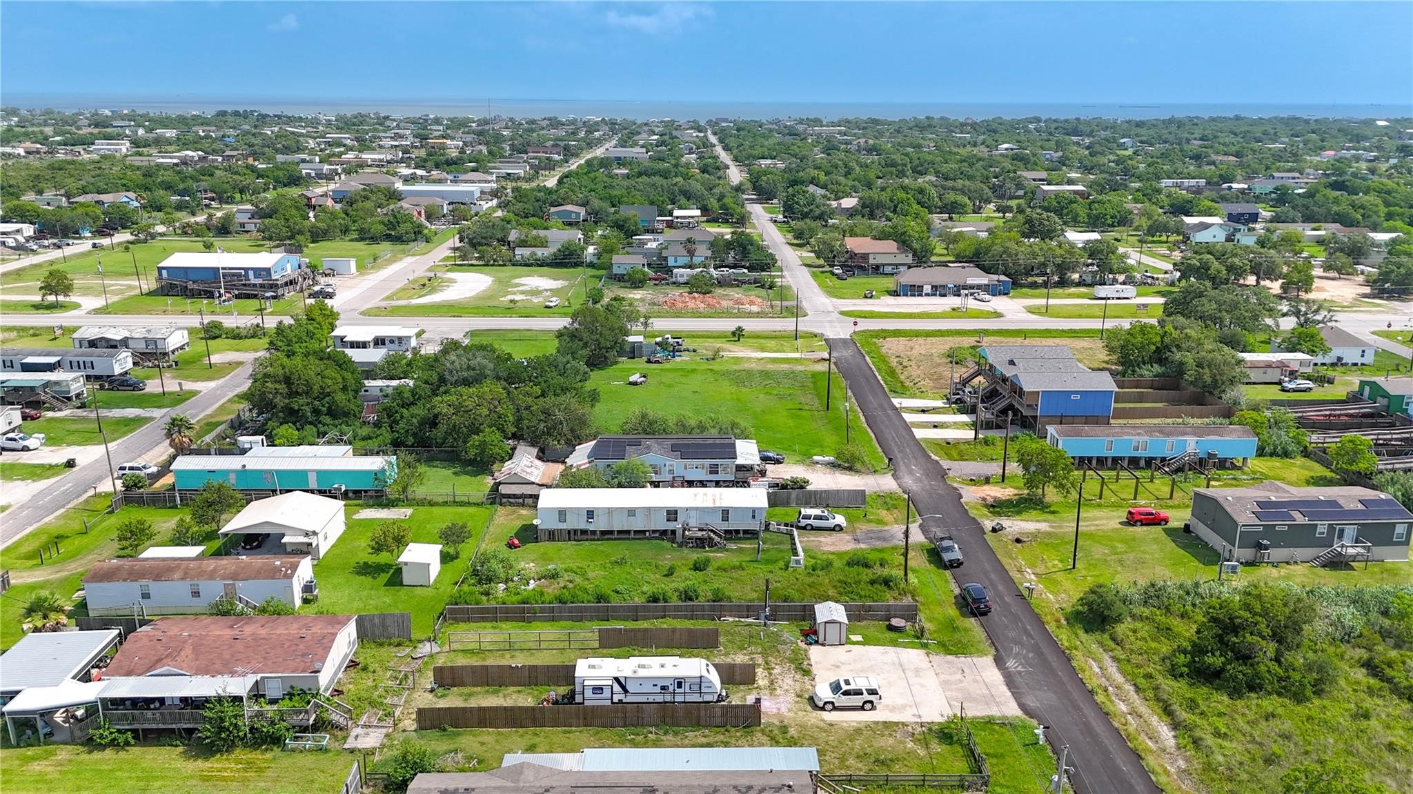 936 13th Street, Dickinson, TX 77539 936 13th Street, Dickinson, TX 77539