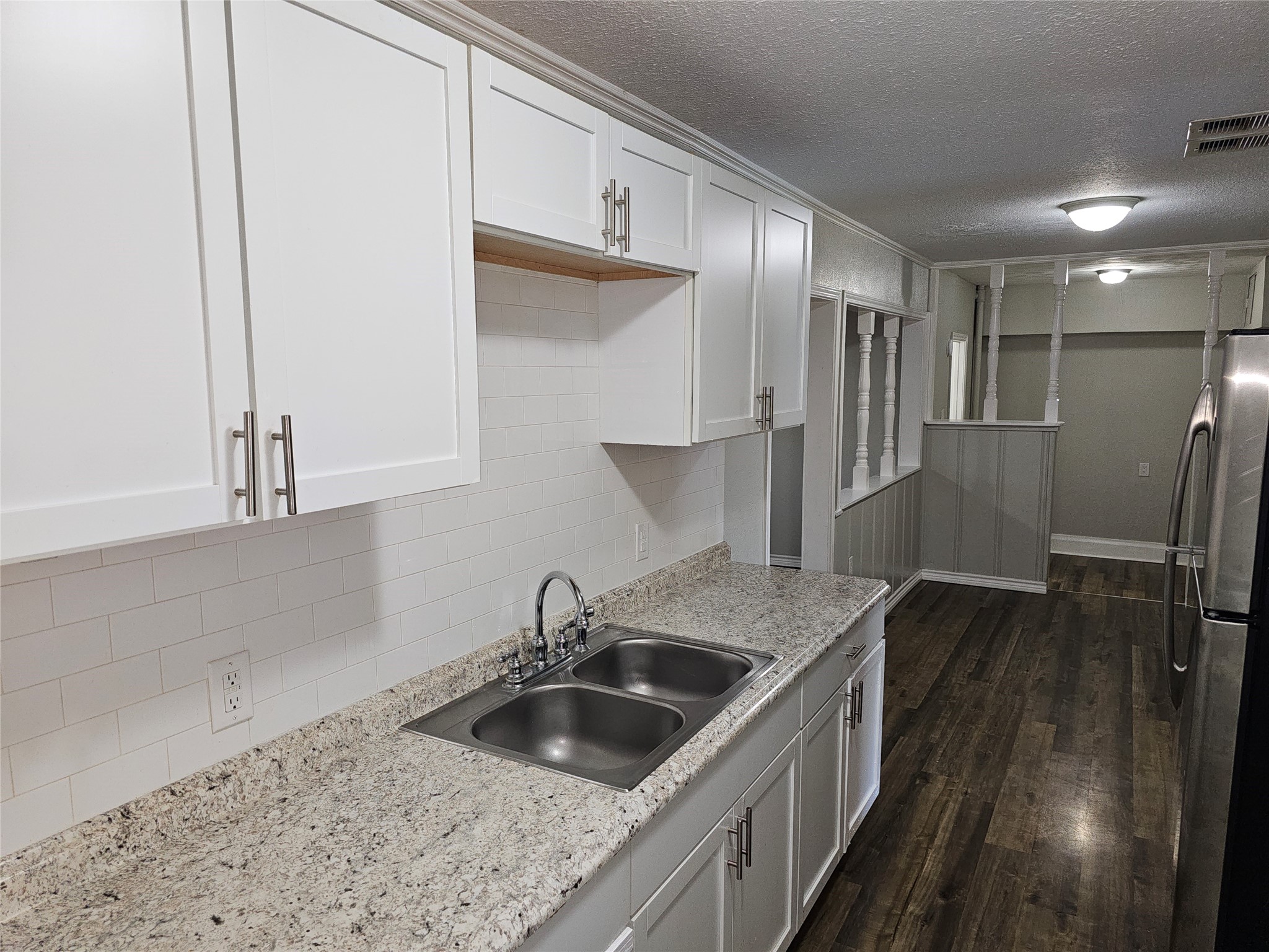 1909 2nd Avenue N, Texas City, TX 77590