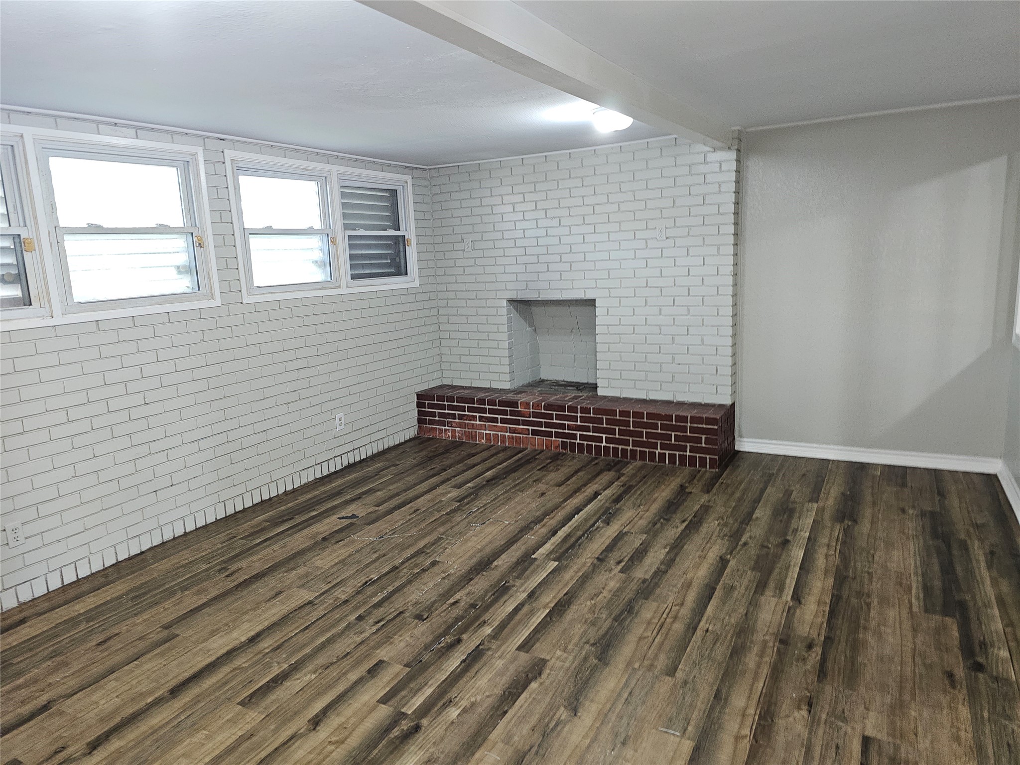 1909 2nd Avenue N, Texas City, TX 77590