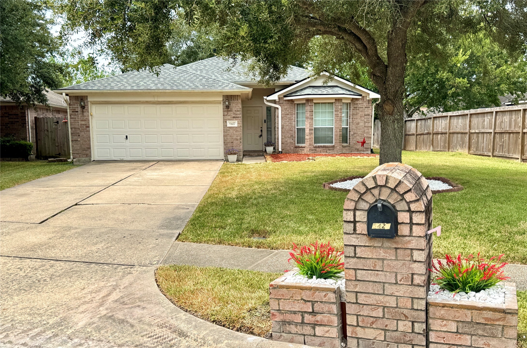 5427 Chase Wood Drive, Bacliff, TX 77518 5427 Chase Wood Drive, Bacliff, TX 77518