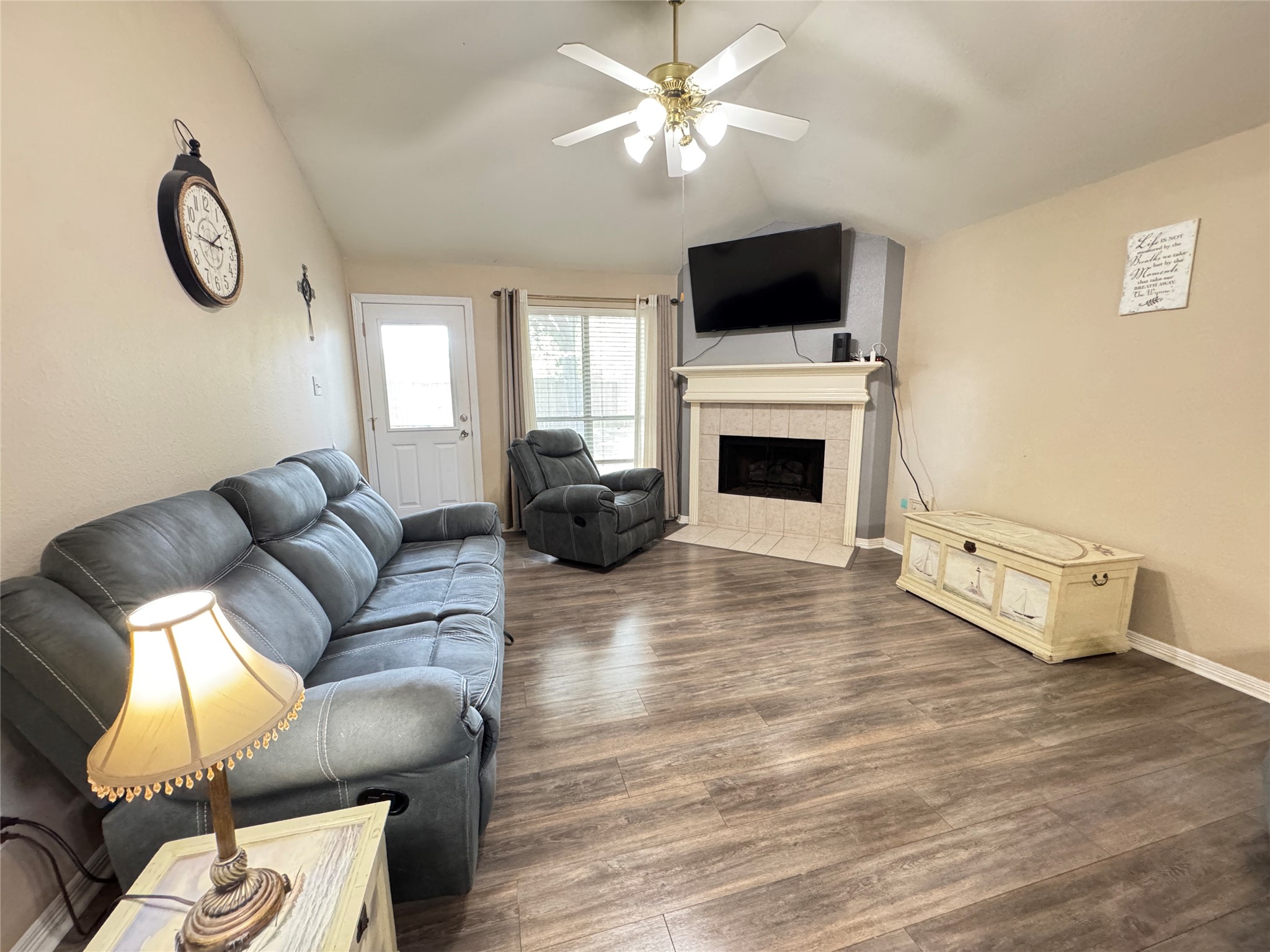 5427 Chase Wood Drive, Bacliff, TX 77518 5427 Chase Wood Drive, Bacliff, TX 77518