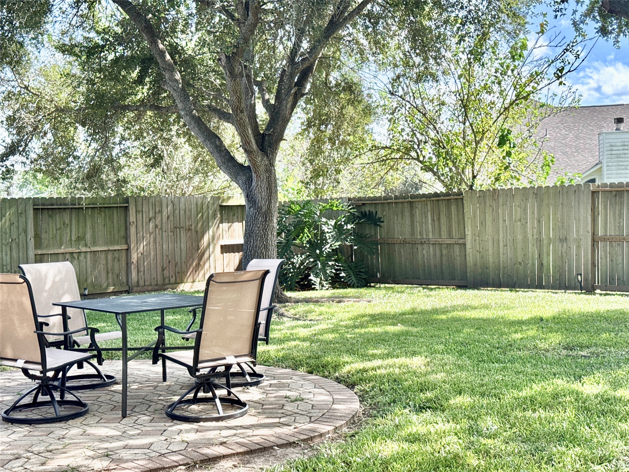 Large backyard with complete privacy fence Large backyard with complete privacy fence