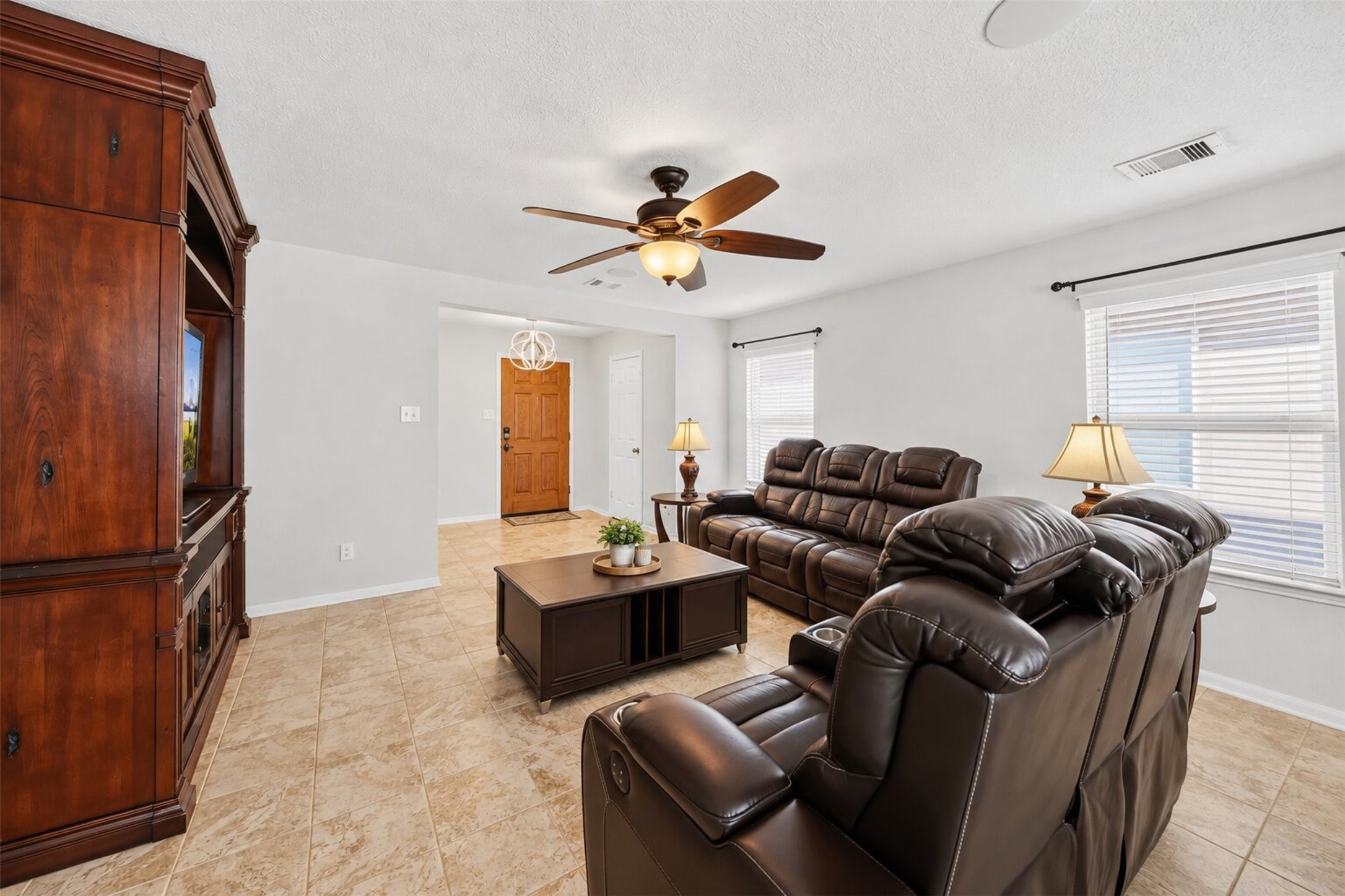 2627 White Bluff Lane, Houston, TX 77038