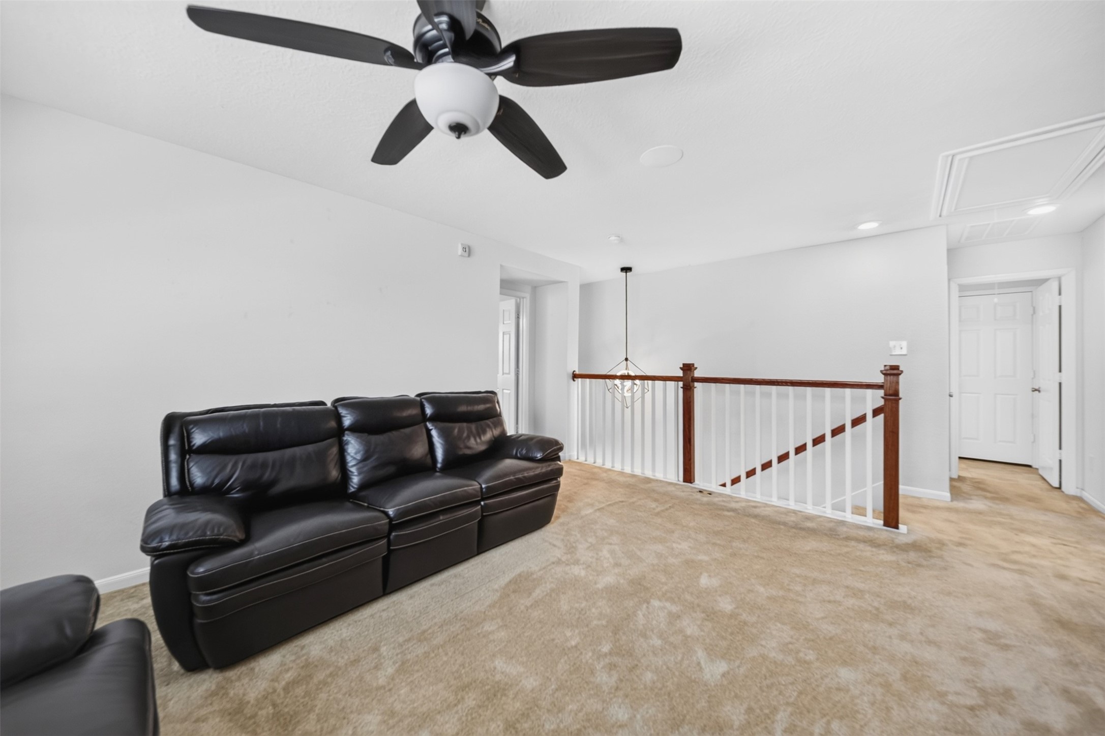 2627 White Bluff Lane, Houston, TX 77038