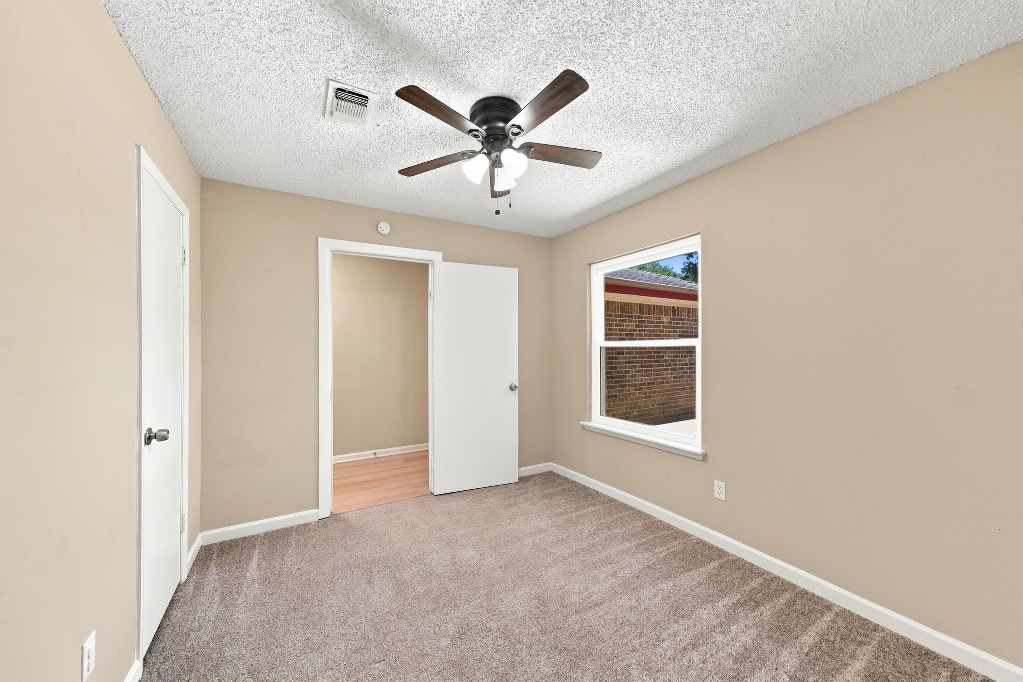 13317 Rene Circle, Santa Fe, TX 77510