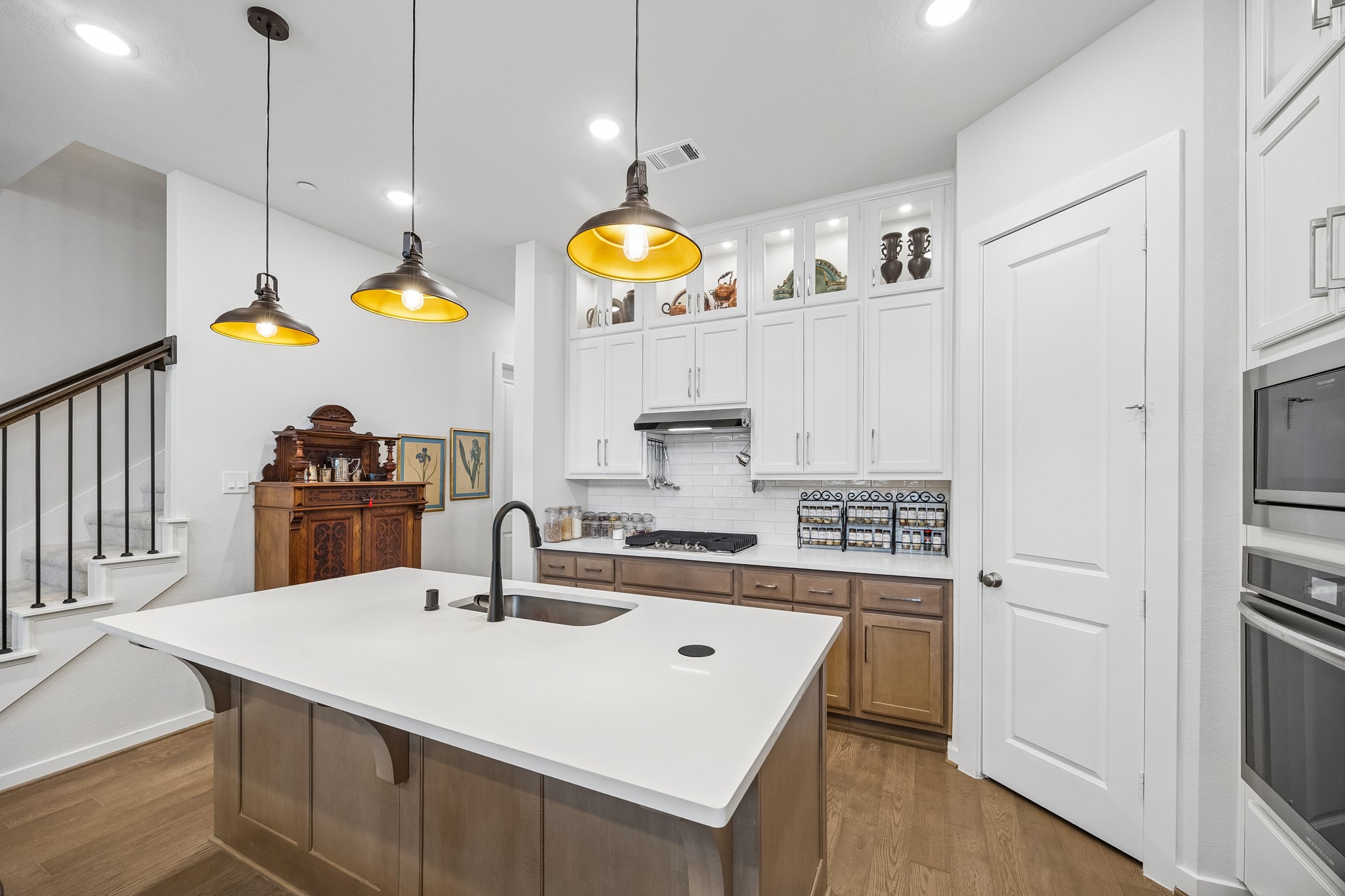 2624 Woodforest Parkway N, Montgomery, TX 77316