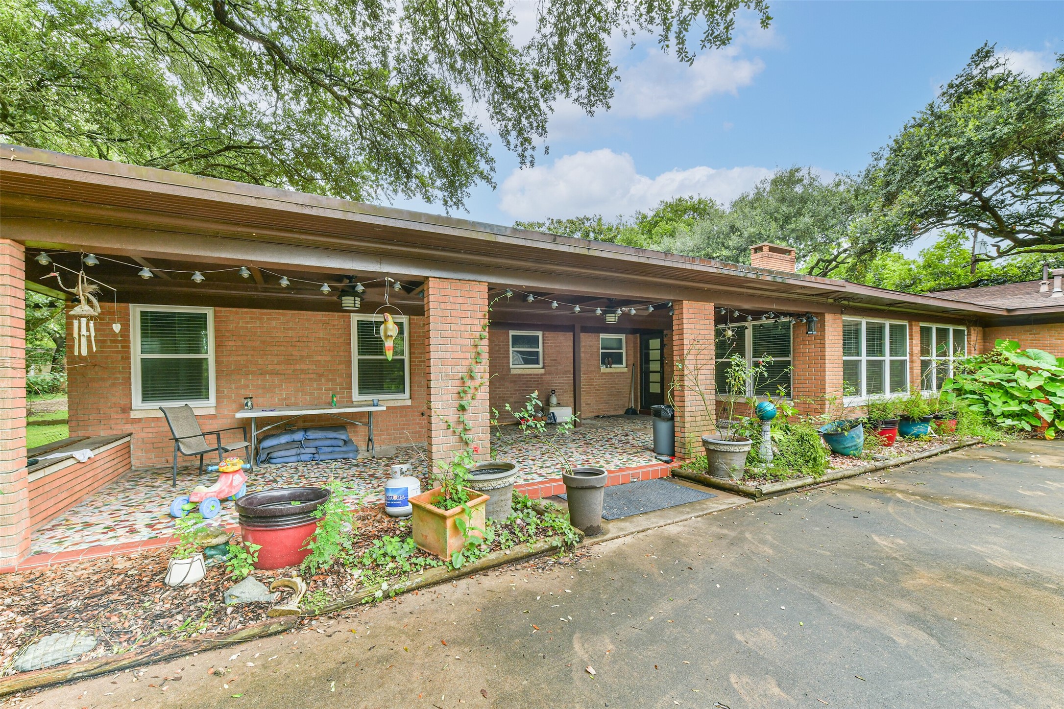Another view of the back covered patio, lots of opportunity to make it your own