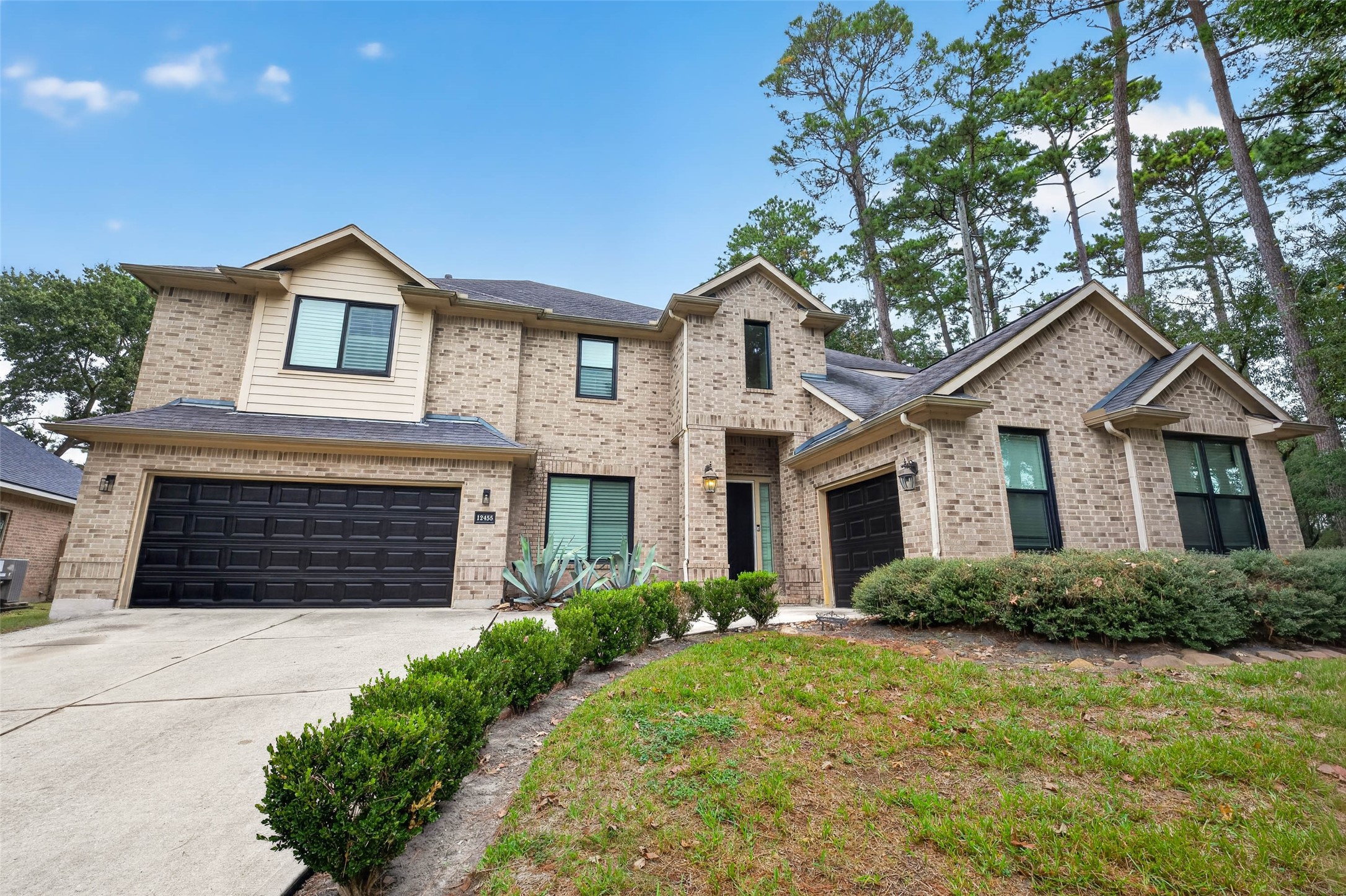 This home has everything you need including a 3-car garage. This home has everything you need including a 3-car garage.