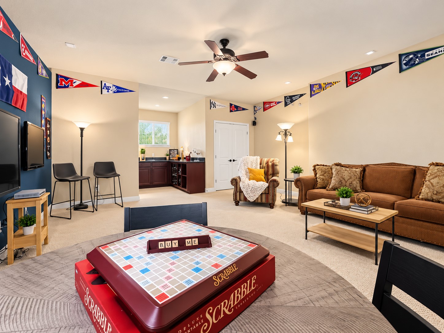 Set up a media area, game tables, or a comfortable lounge to make the most of this versatile upstairs retreat. Whether you need a place for the kids to hang out or a spot for friends to gather, this bonus space gives you options.