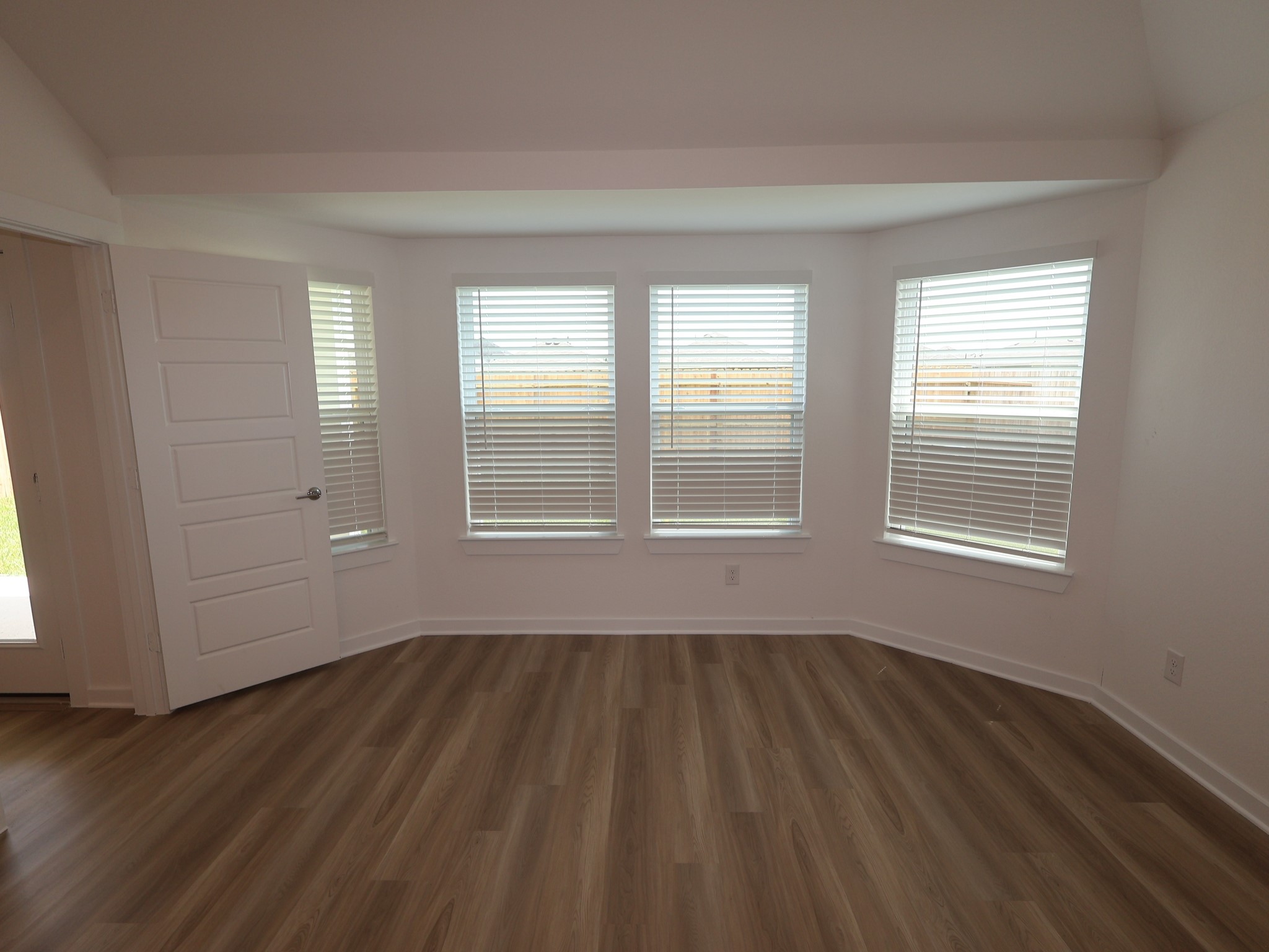 1058 Garnet Star Drive, La Marque, TX 77568 1058 Garnet Star Drive, La Marque, TX 77568