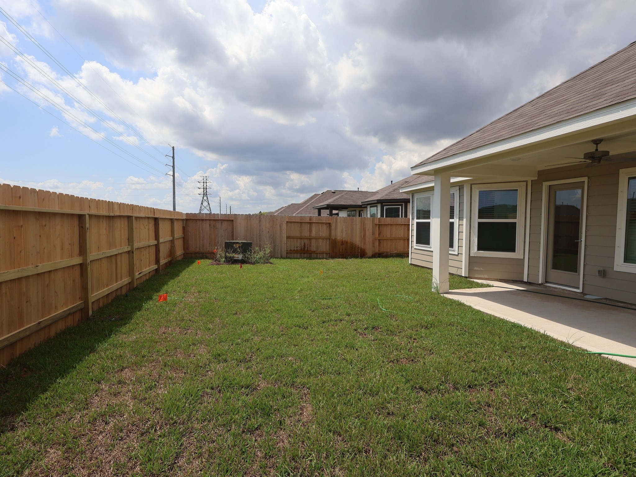 1058 Garnet Star Drive, La Marque, TX 77568