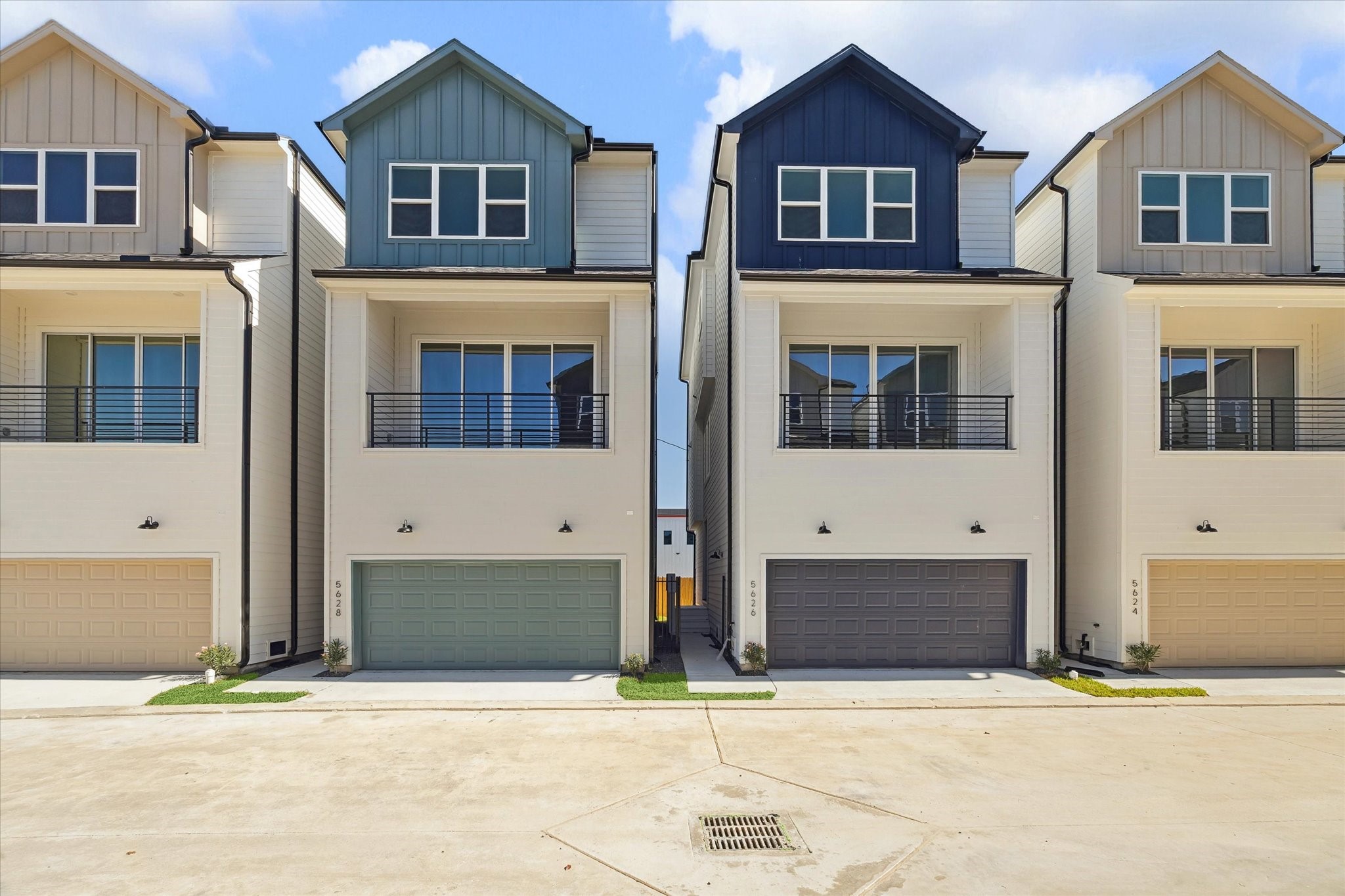 5624 Camino Encantado Drive, Houston, TX 77091 5624 Camino Encantado Drive, Houston, TX 77091