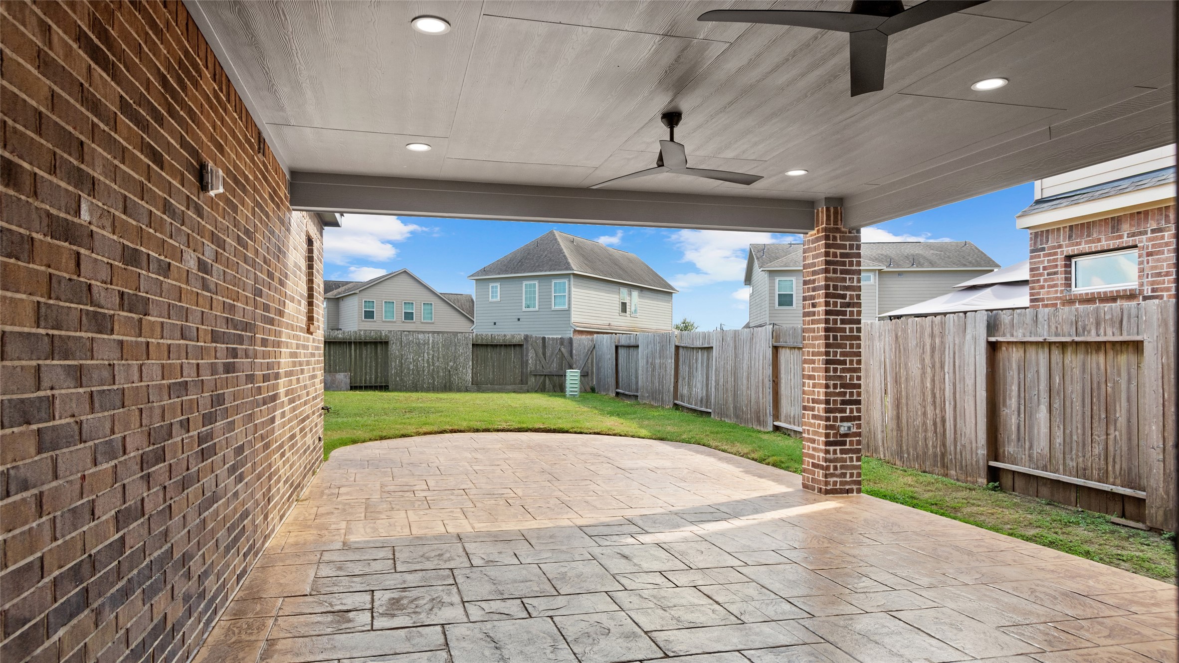3221 Pepper Stone Court, League City, TX 77539