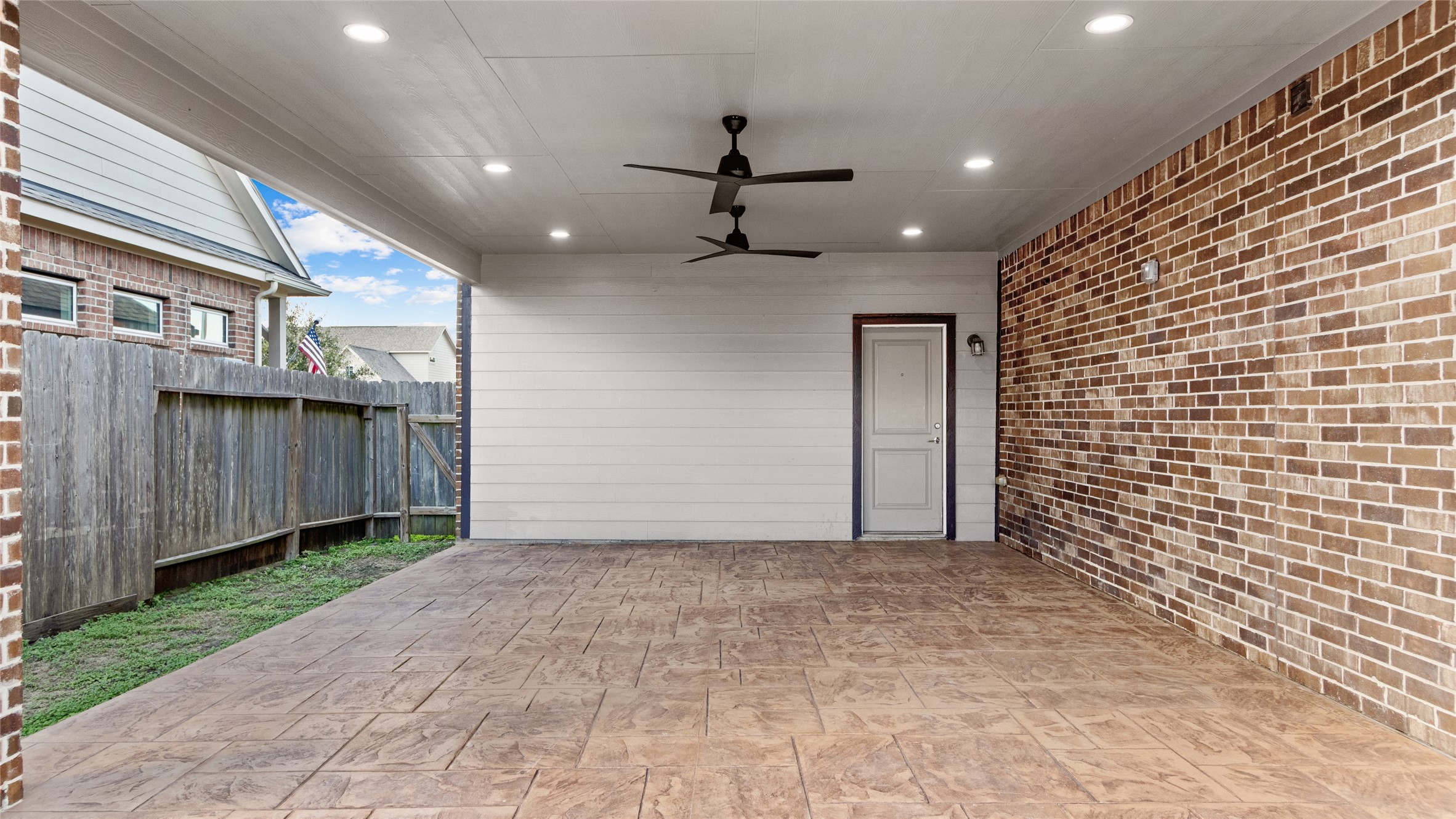 3221 Pepper Stone Court, League City, TX 77539