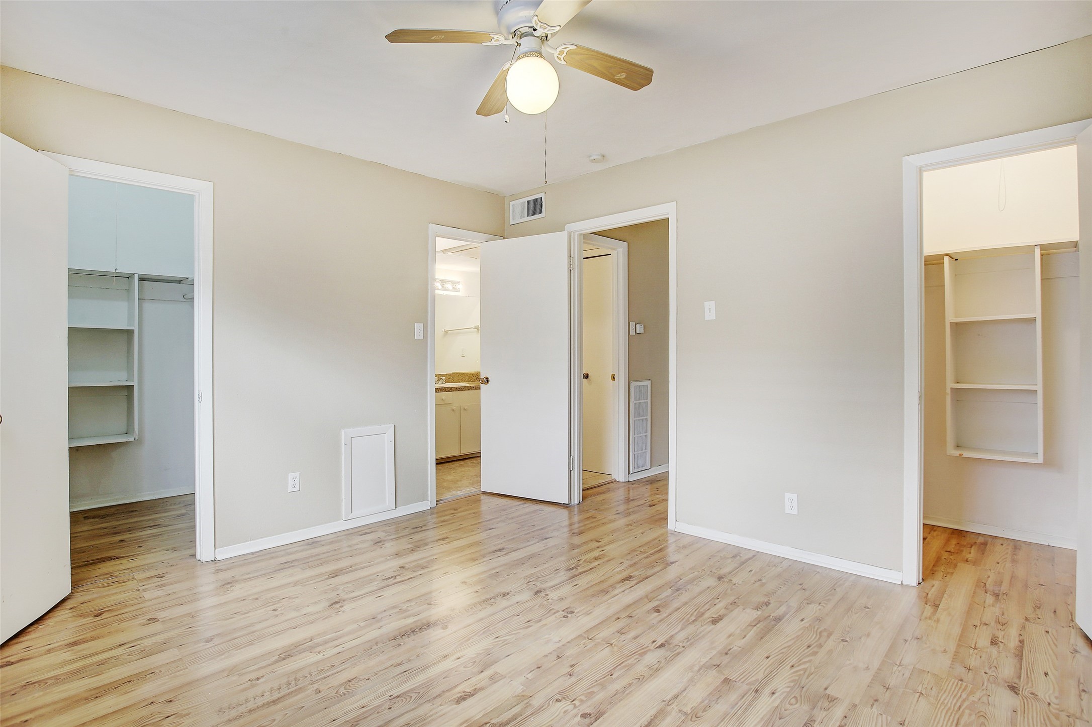 513 Ridge Street, #12, Houston, TX 77009