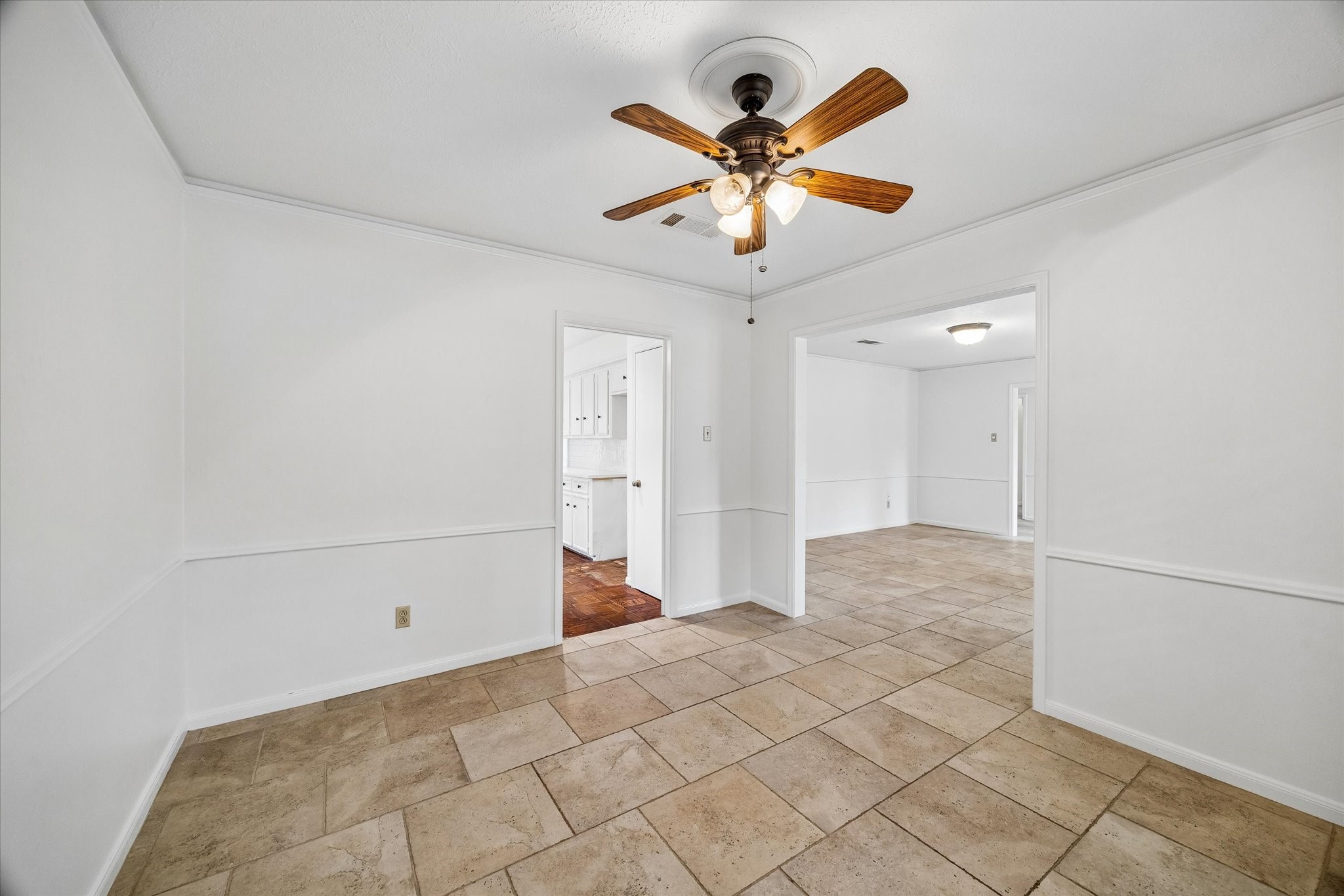 2007 Laurel Hill Drive, Kingwood, TX 77339