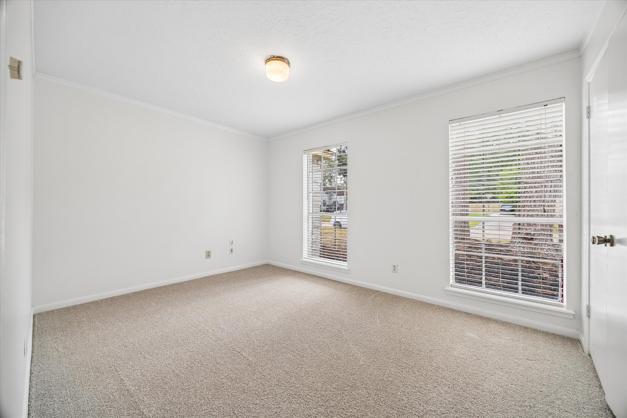 New carpet in all the secondary bedrooms.