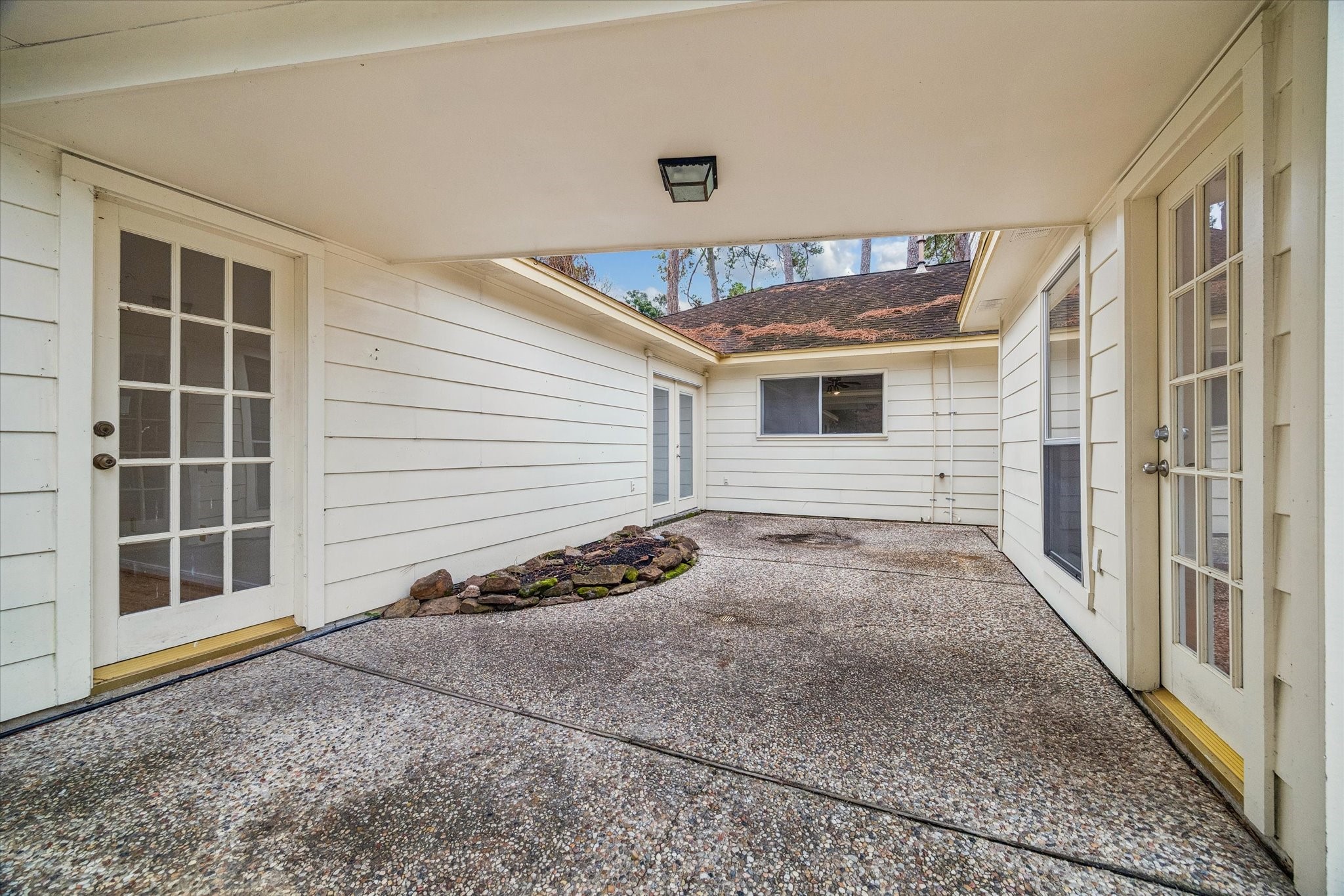 2007 Laurel Hill Drive, Kingwood, TX 77339