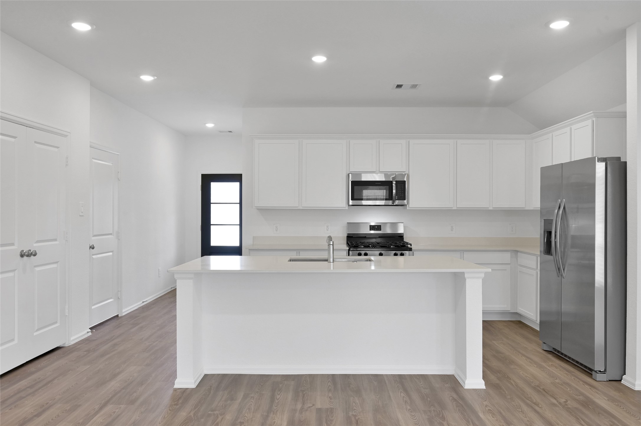 3609 Oakvale Drive, Conroe, TX 77301