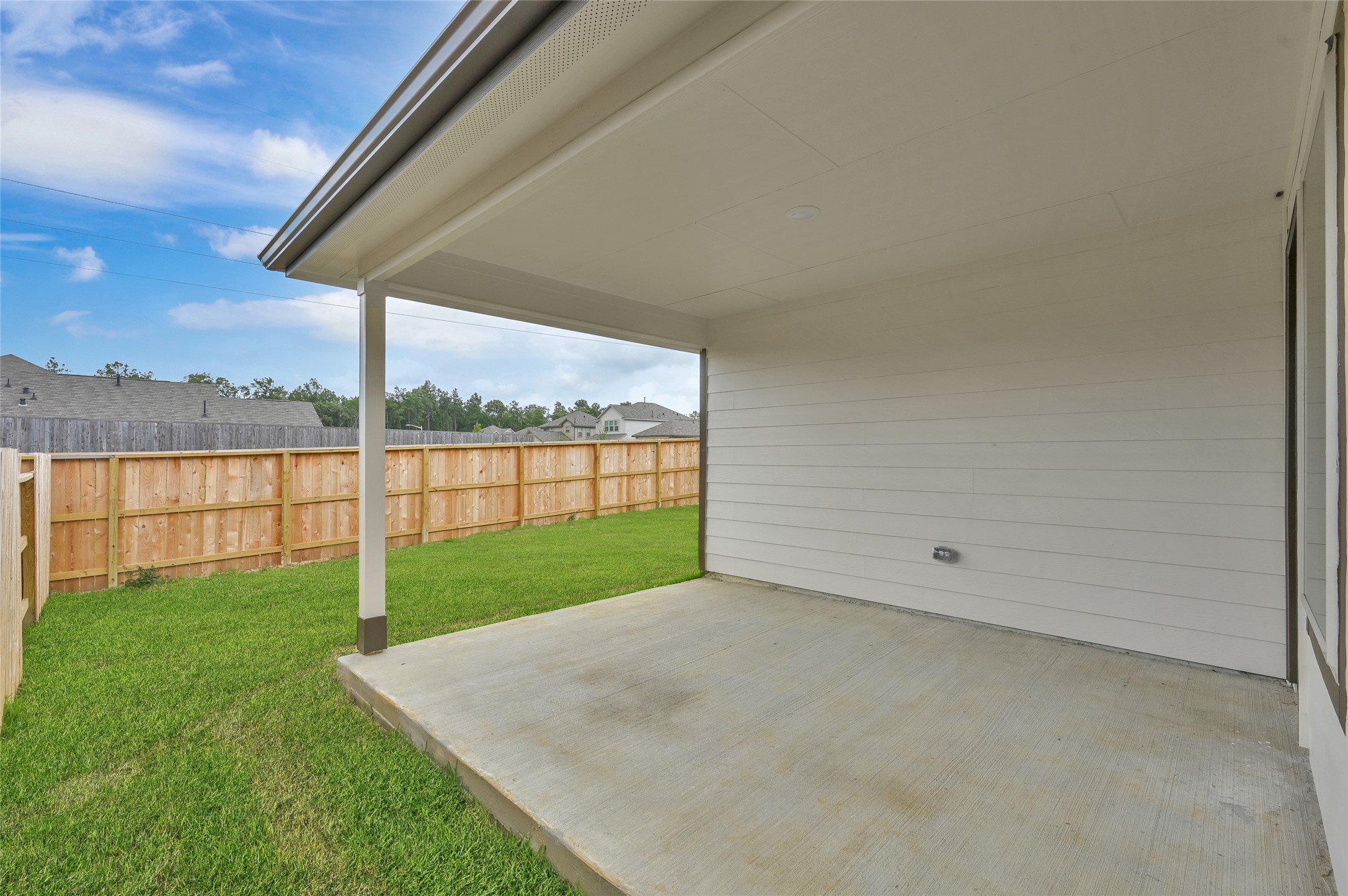 3609 Oakvale Drive, Conroe, TX 77301