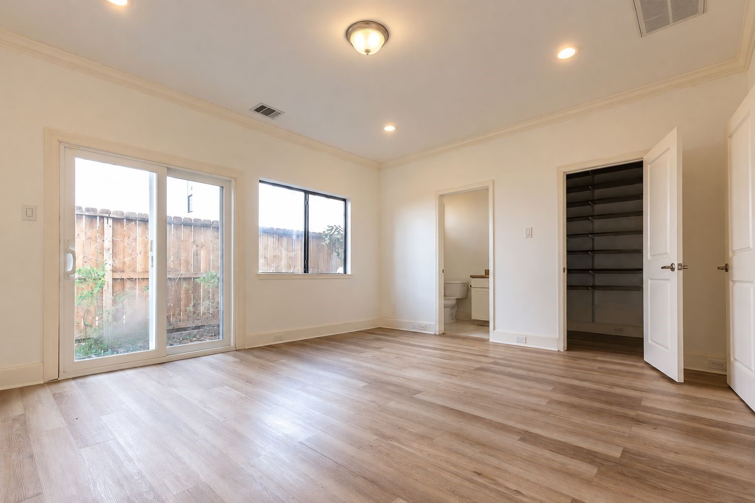 2547 Rusk Street, Houston, TX 77003