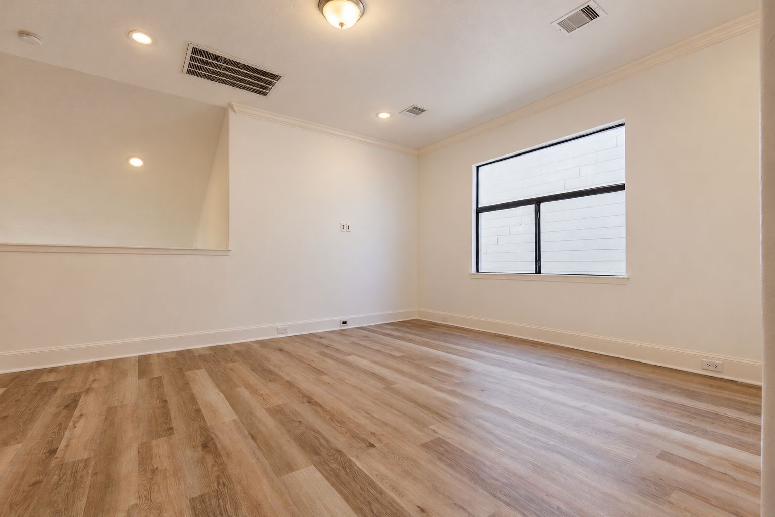 2547 Rusk Street, Houston, TX 77003