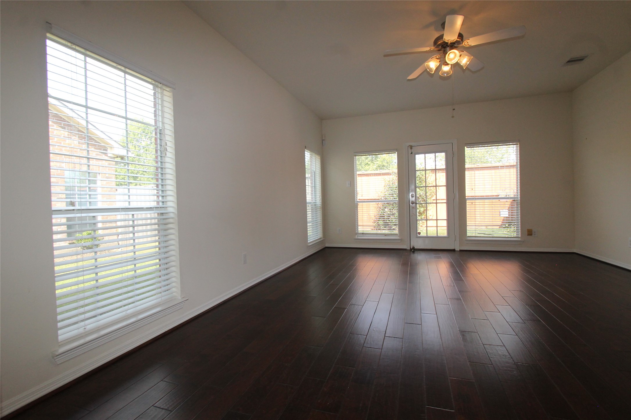 10930 Chazenwood Drive, Houston, TX 77064