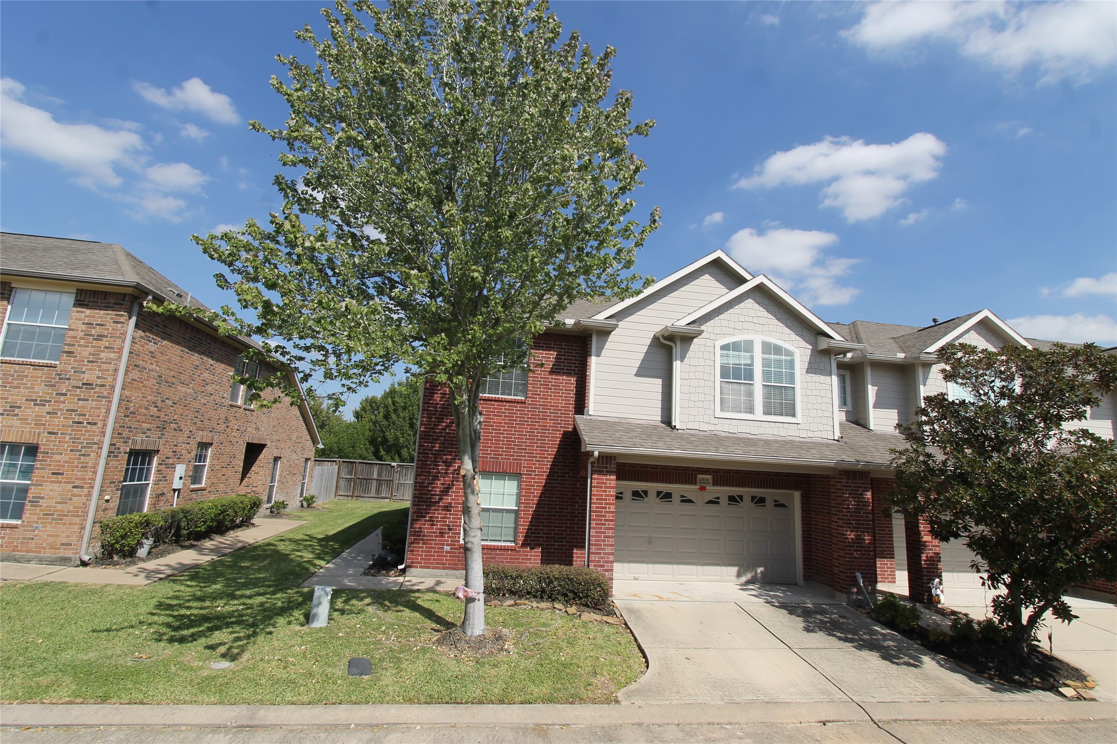 10930 Chazenwood Drive, Houston, TX 77064