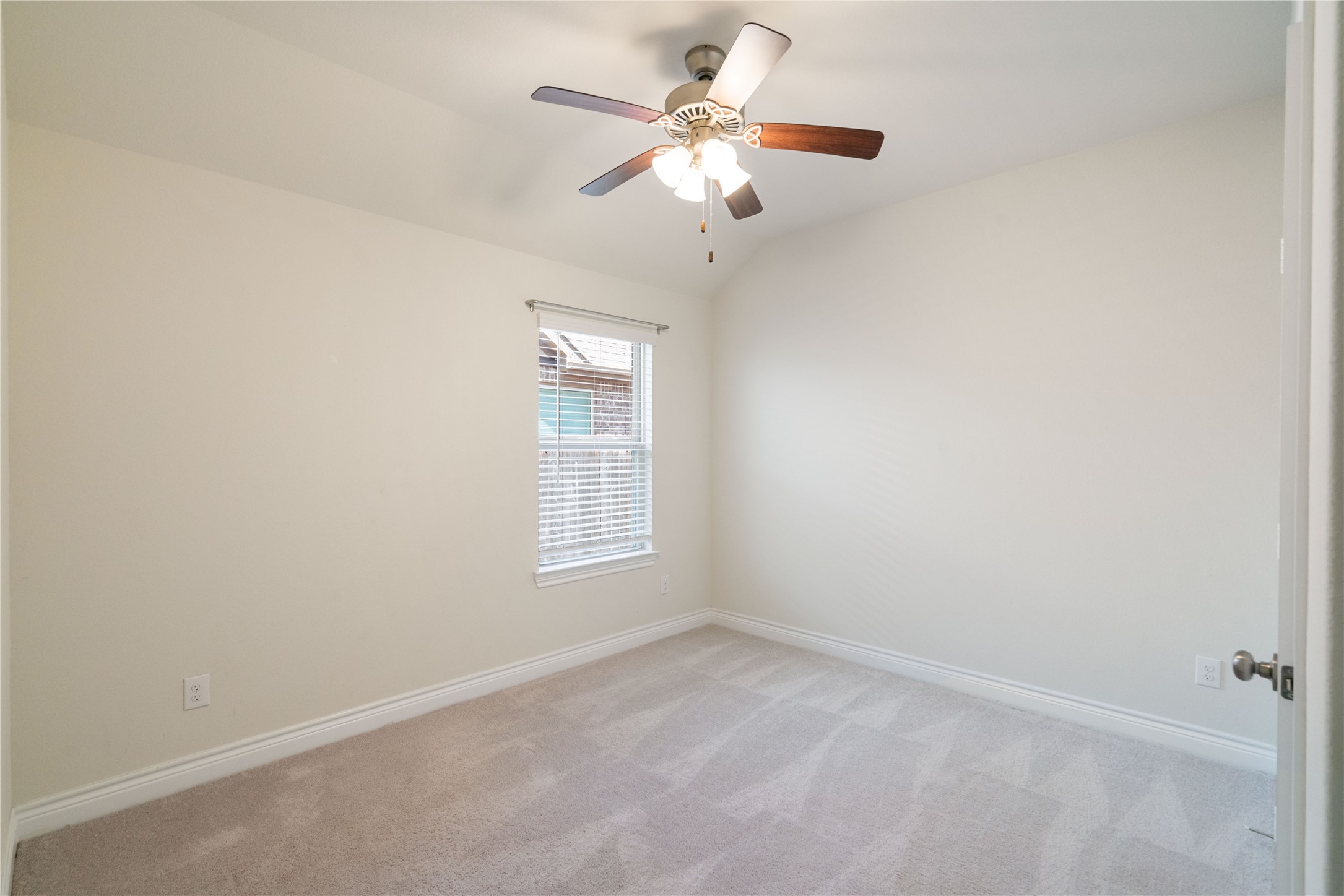 67 Pioneer Canyon Place, Tomball, TX 77375