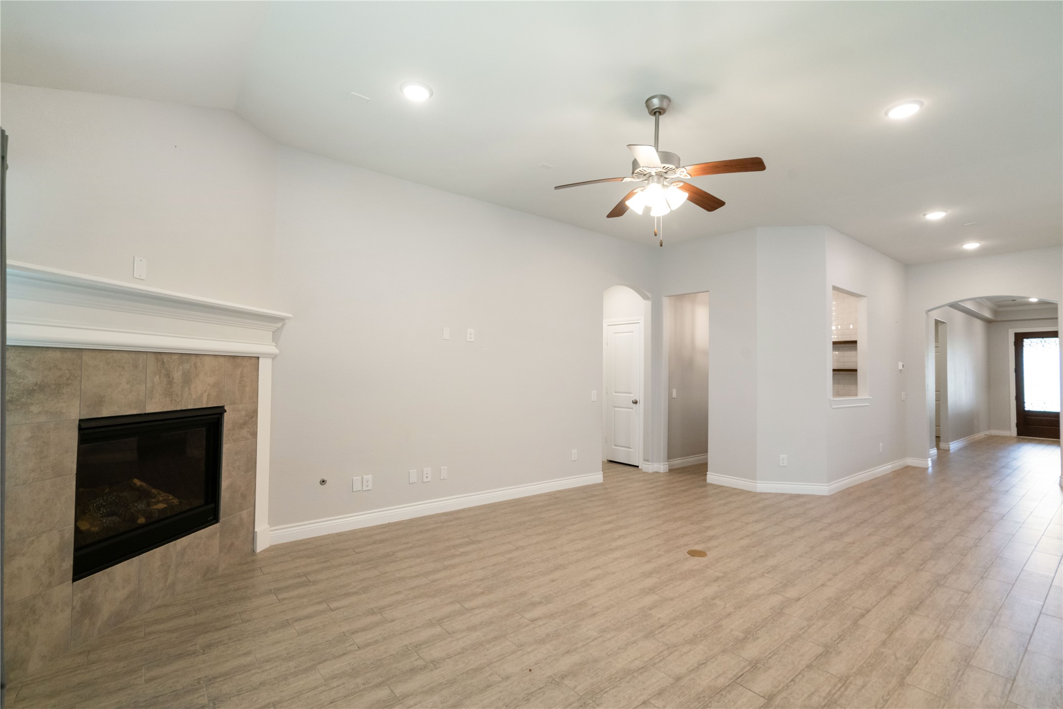 67 Pioneer Canyon Place, Tomball, TX 77375