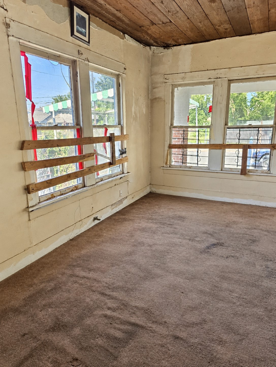 2305 Elysian Street, Houston, TX 77026