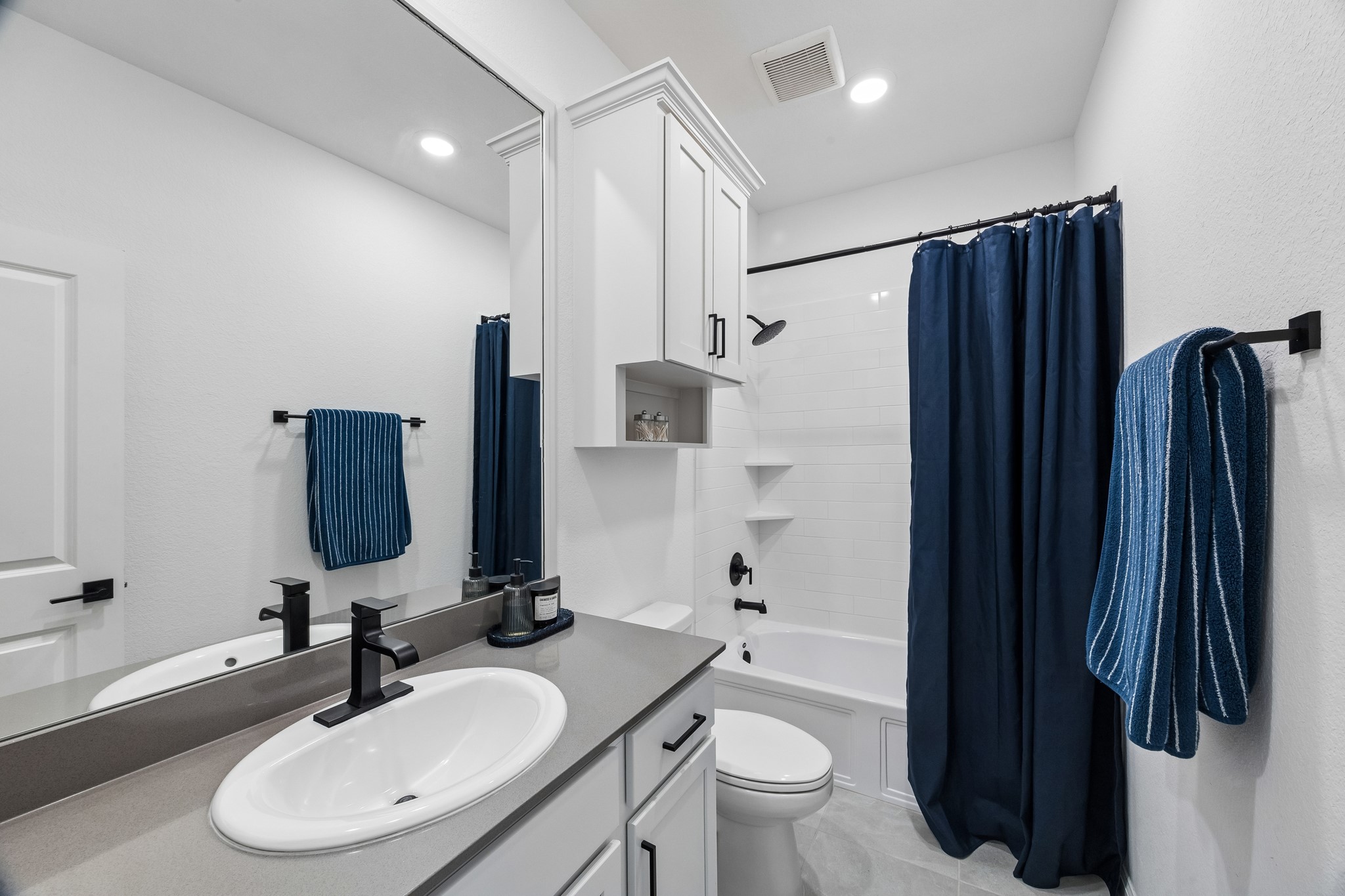 Secondary bath.