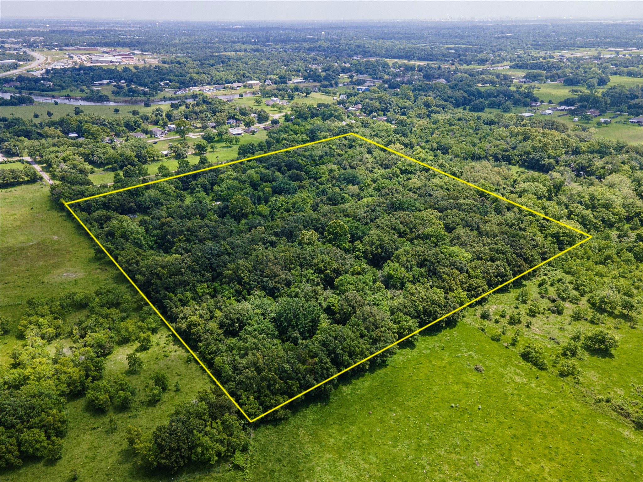 23 Custer, Hitchcock, TX 77563
