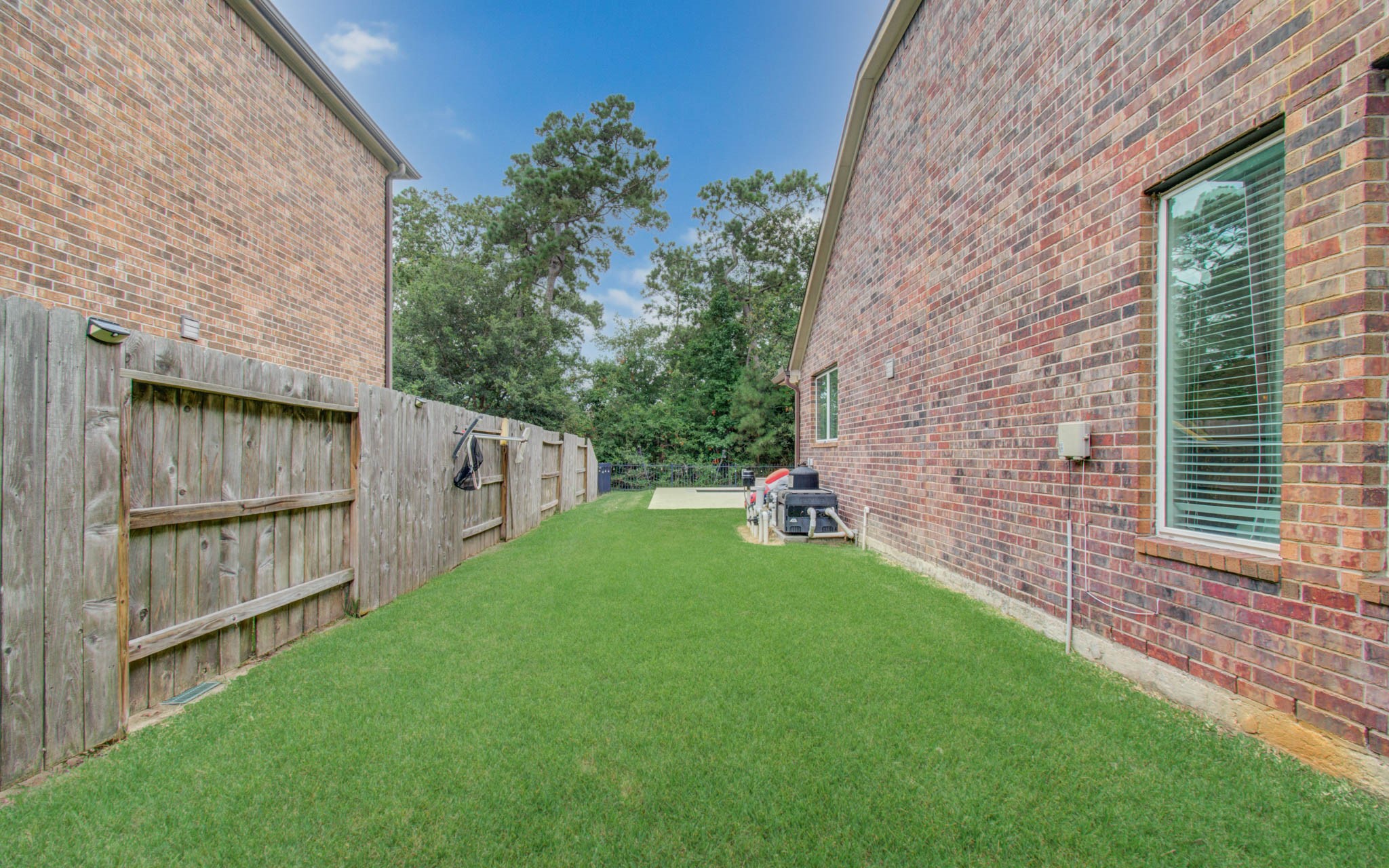 13812 N Lake Branch Lane, Houston, TX 77044