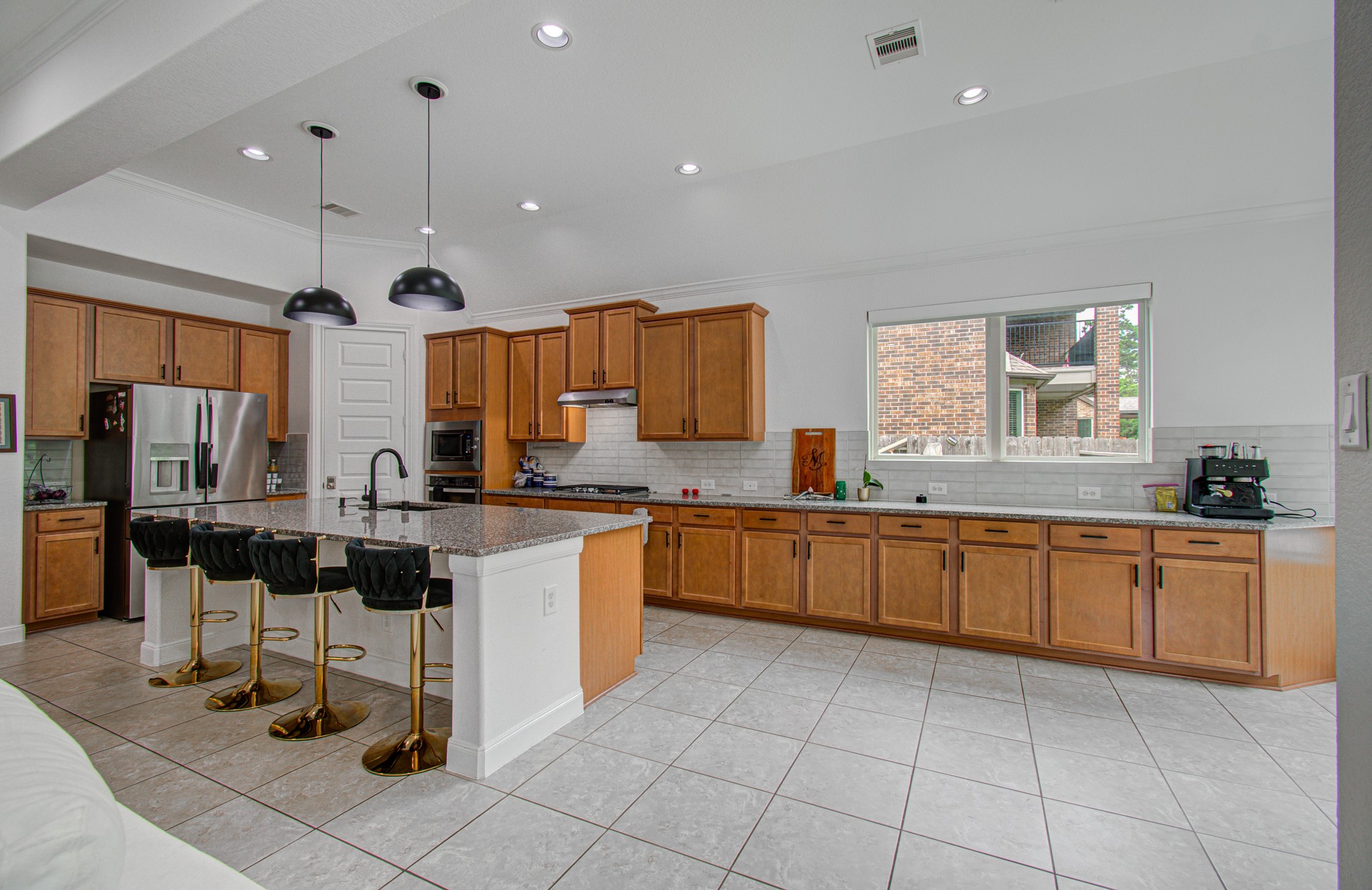 13812 N Lake Branch Lane, Houston, TX 77044 13812 N Lake Branch Lane, Houston, TX 77044