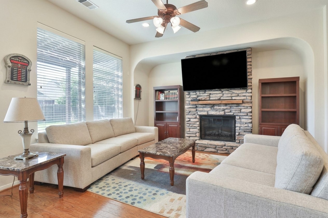 28103 Canyon Wren Drive, Katy, TX 77494