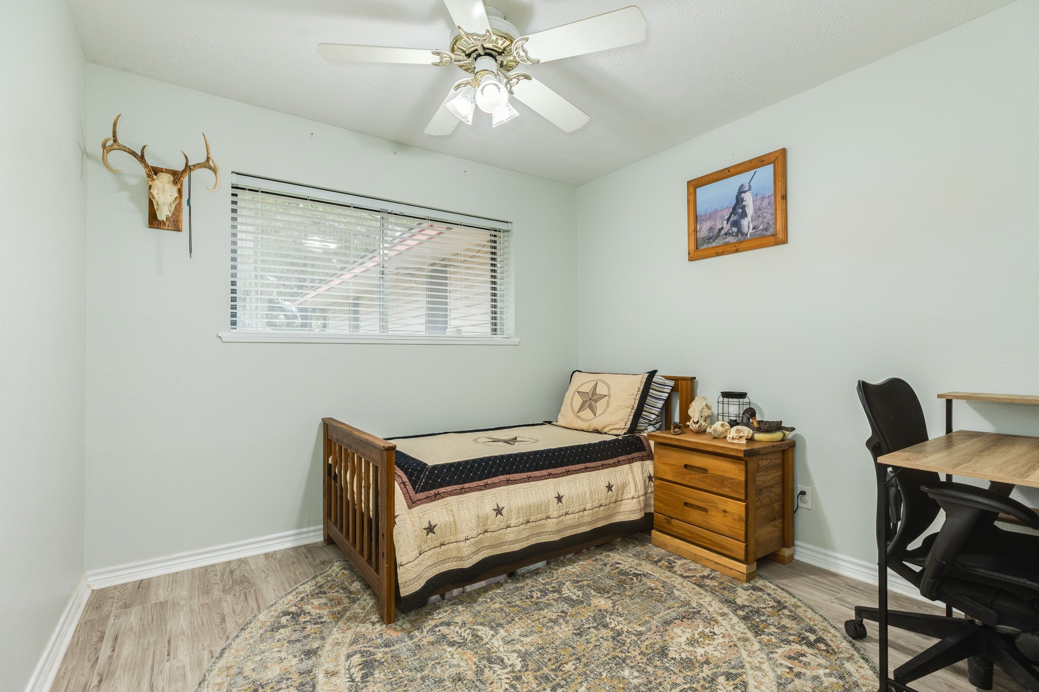 1510 Avenue B, Danbury, TX 77534