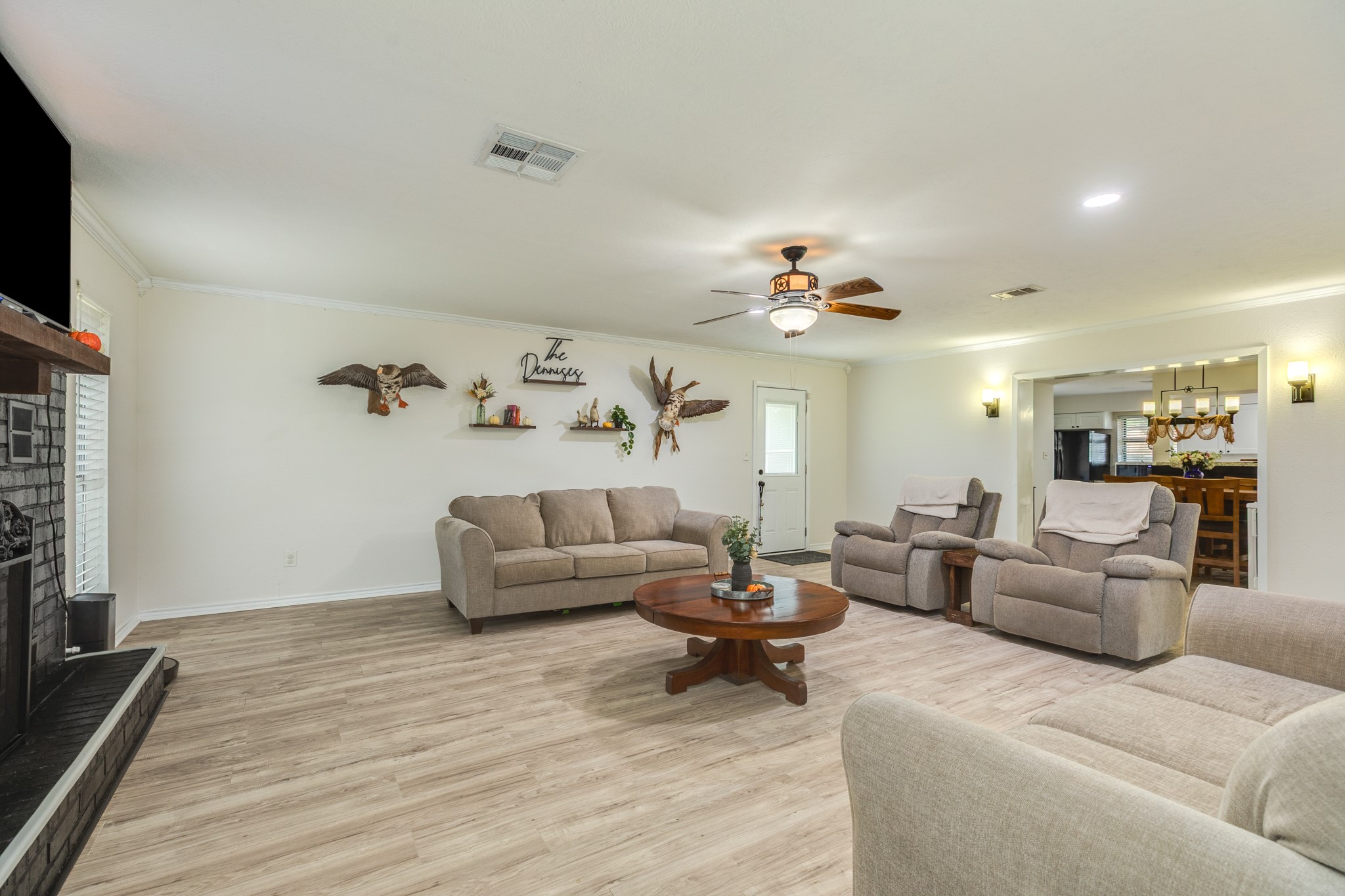 1510 Avenue B, Danbury, TX 77534