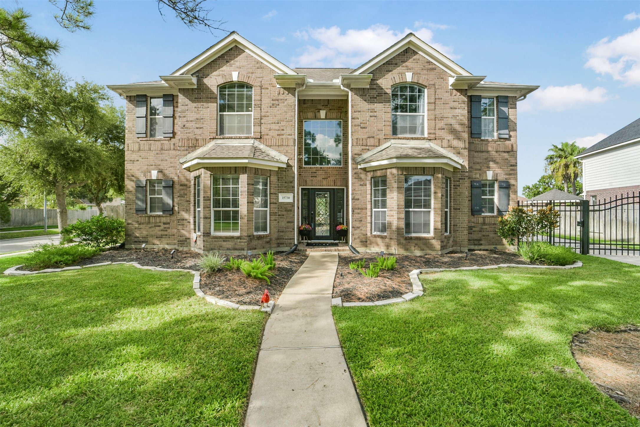 15730 Lake Loop Drive, Cypress, TX 77433