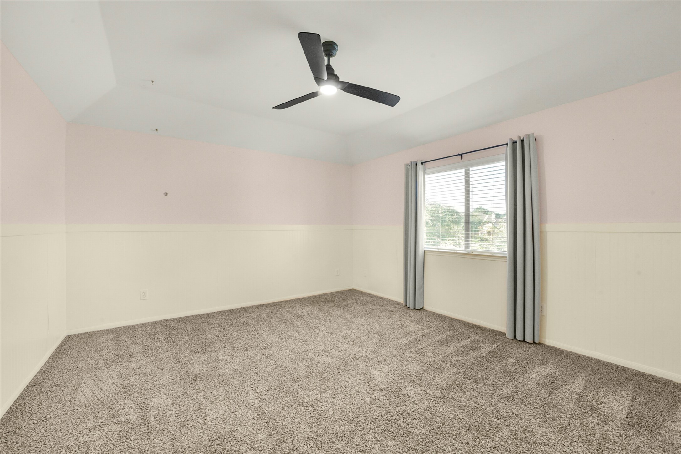 15730 Lake Loop Drive, Cypress, TX 77433
