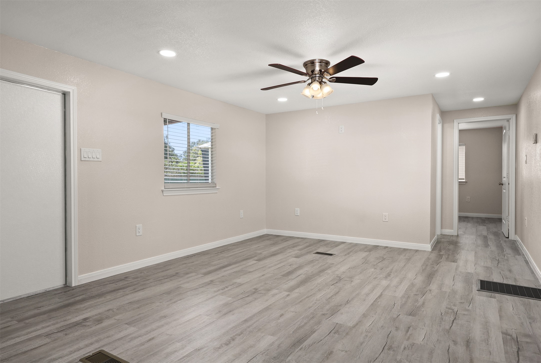 2222 N Austin Avenue, #30, Pearland, TX 77581