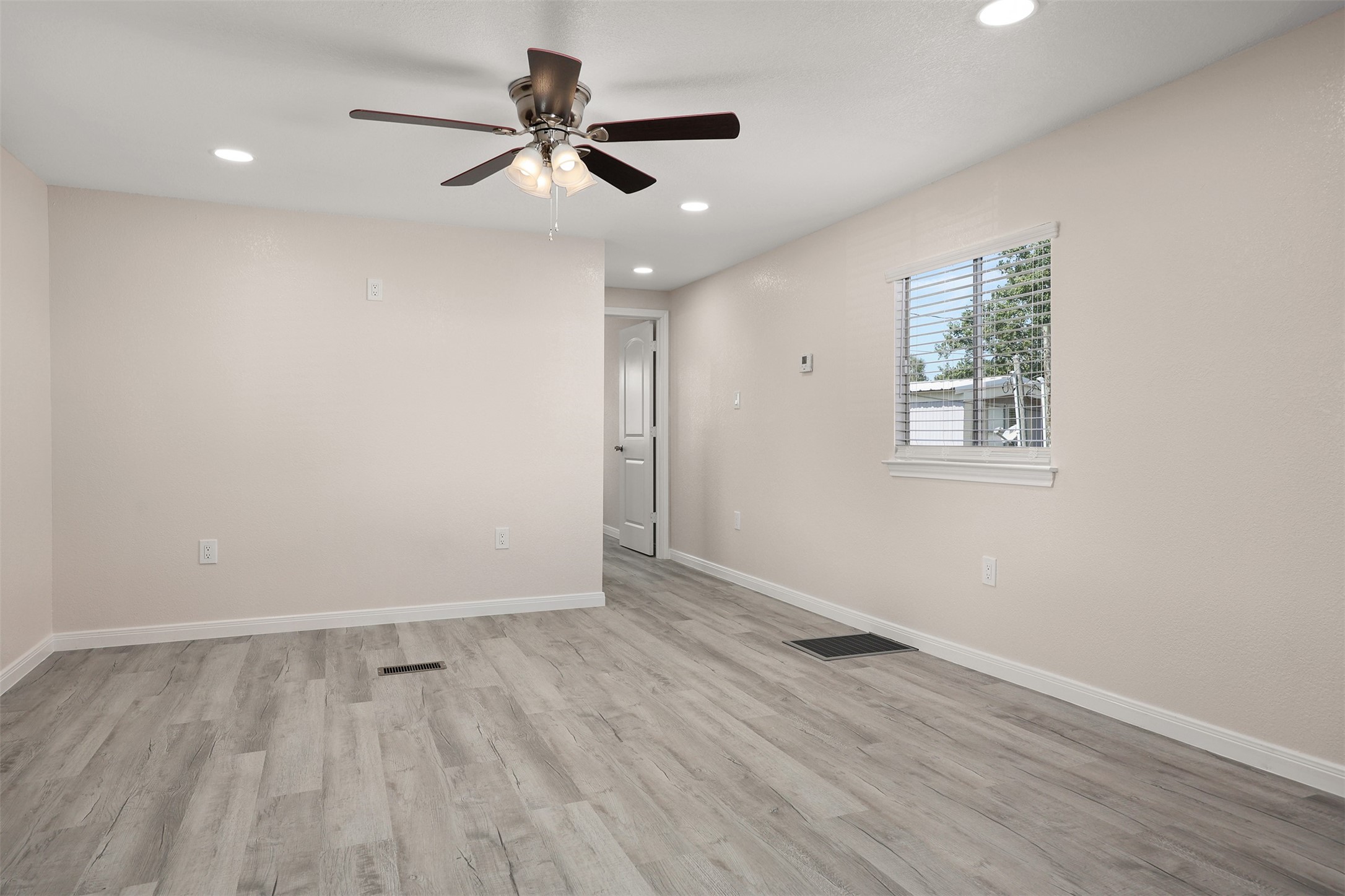 2222 N Austin Avenue, #30, Pearland, TX 77581